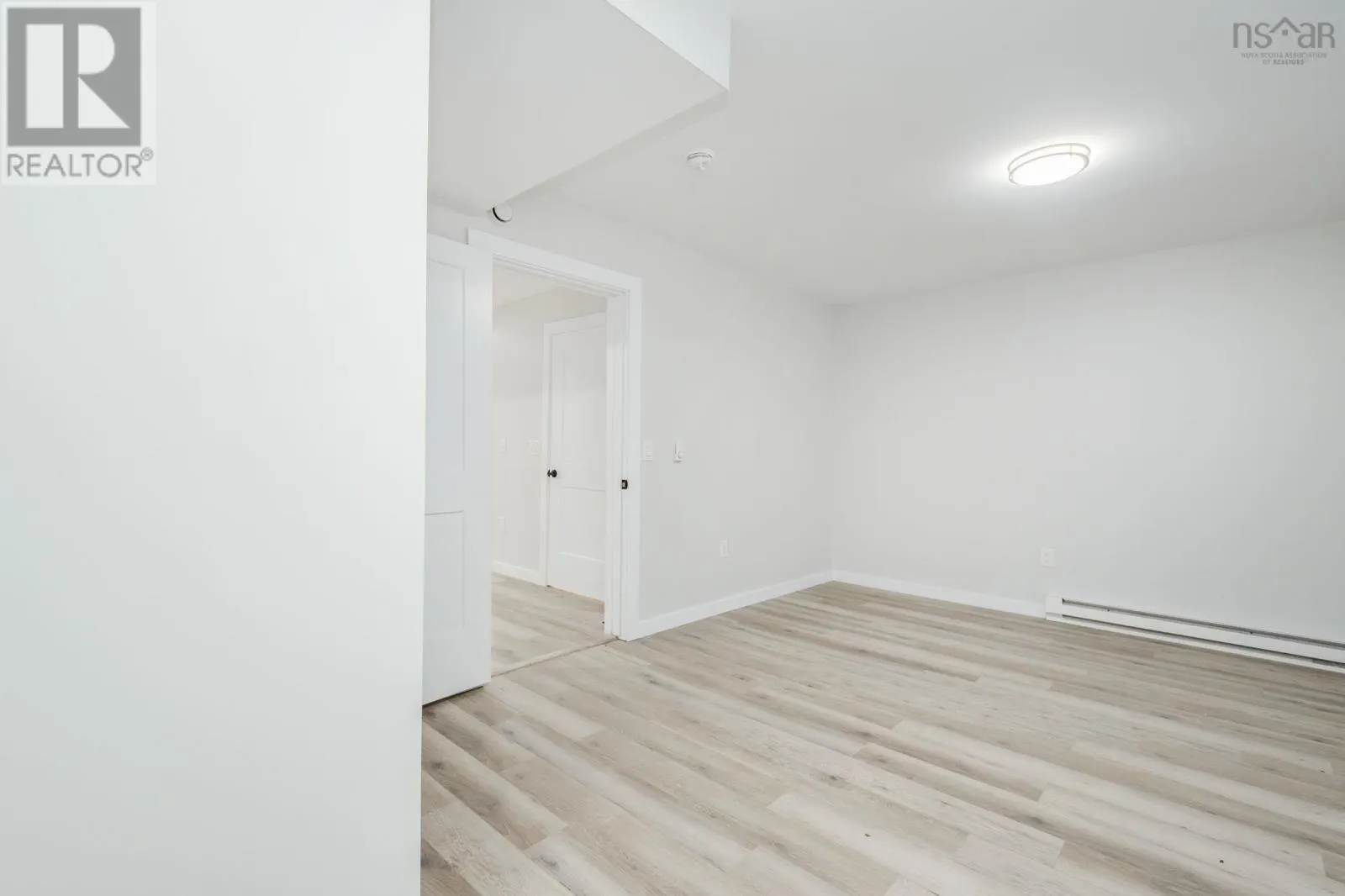 27 Meadowview Drive