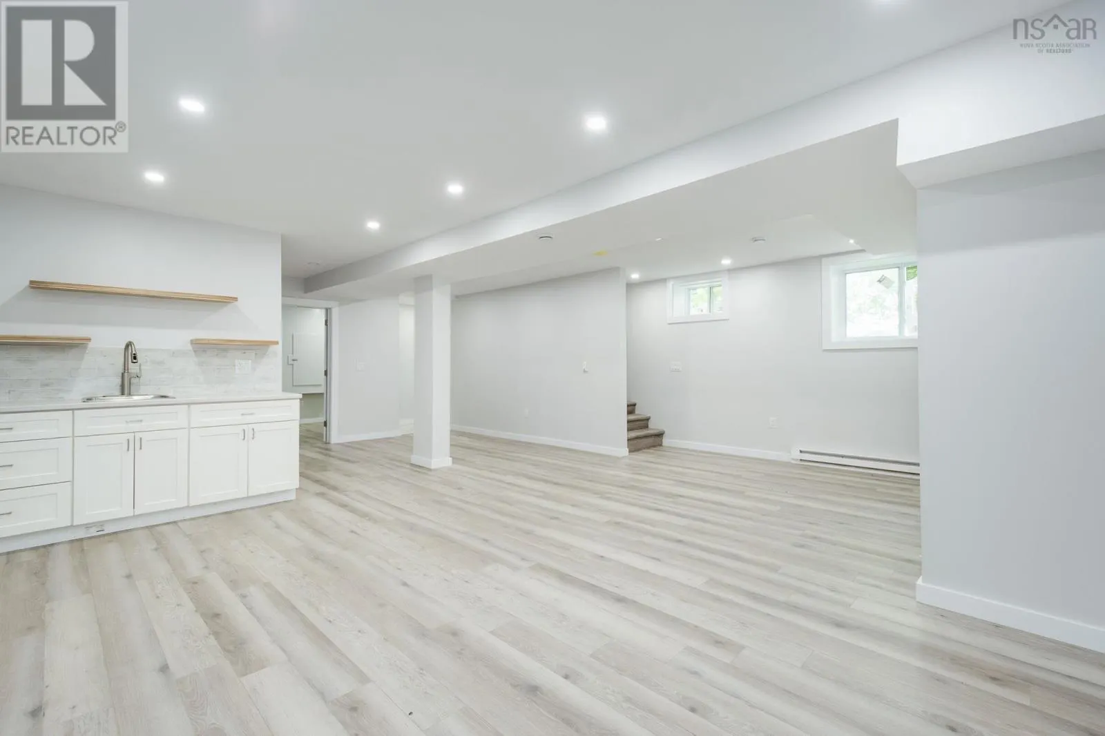 27 Meadowview Drive