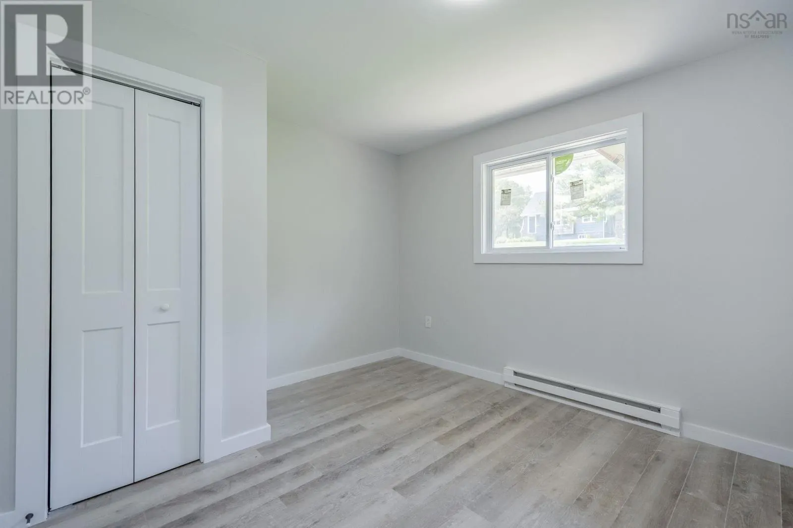 27 Meadowview Drive