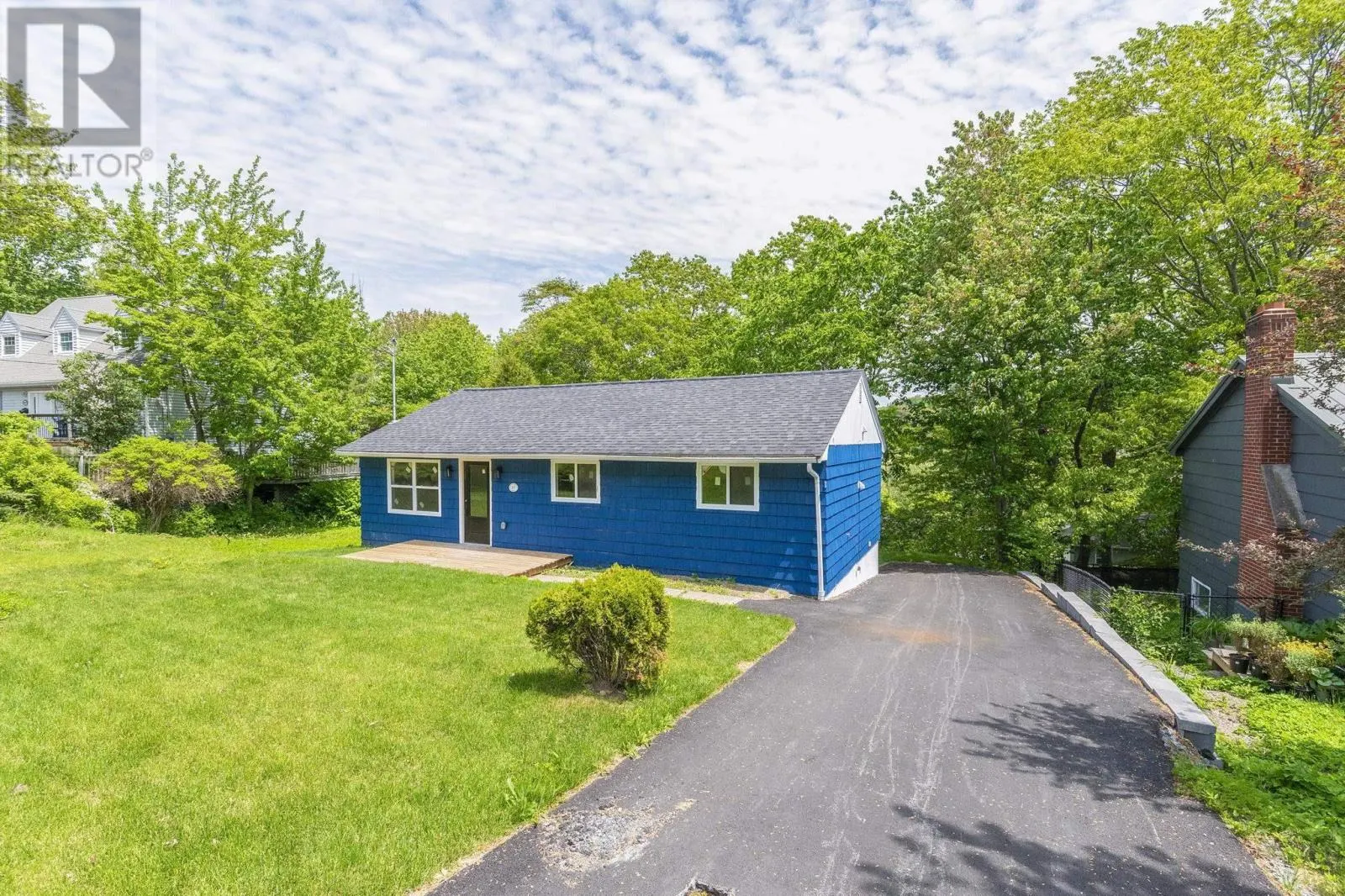 27 Meadowview Drive