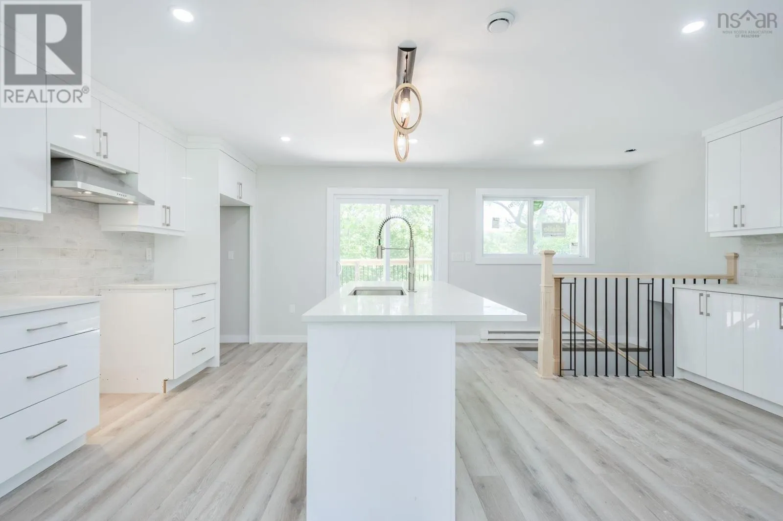 27 Meadowview Drive
