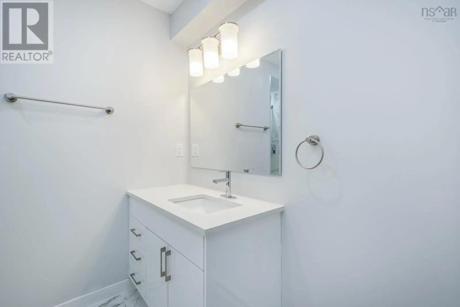 27 Meadowview Drive