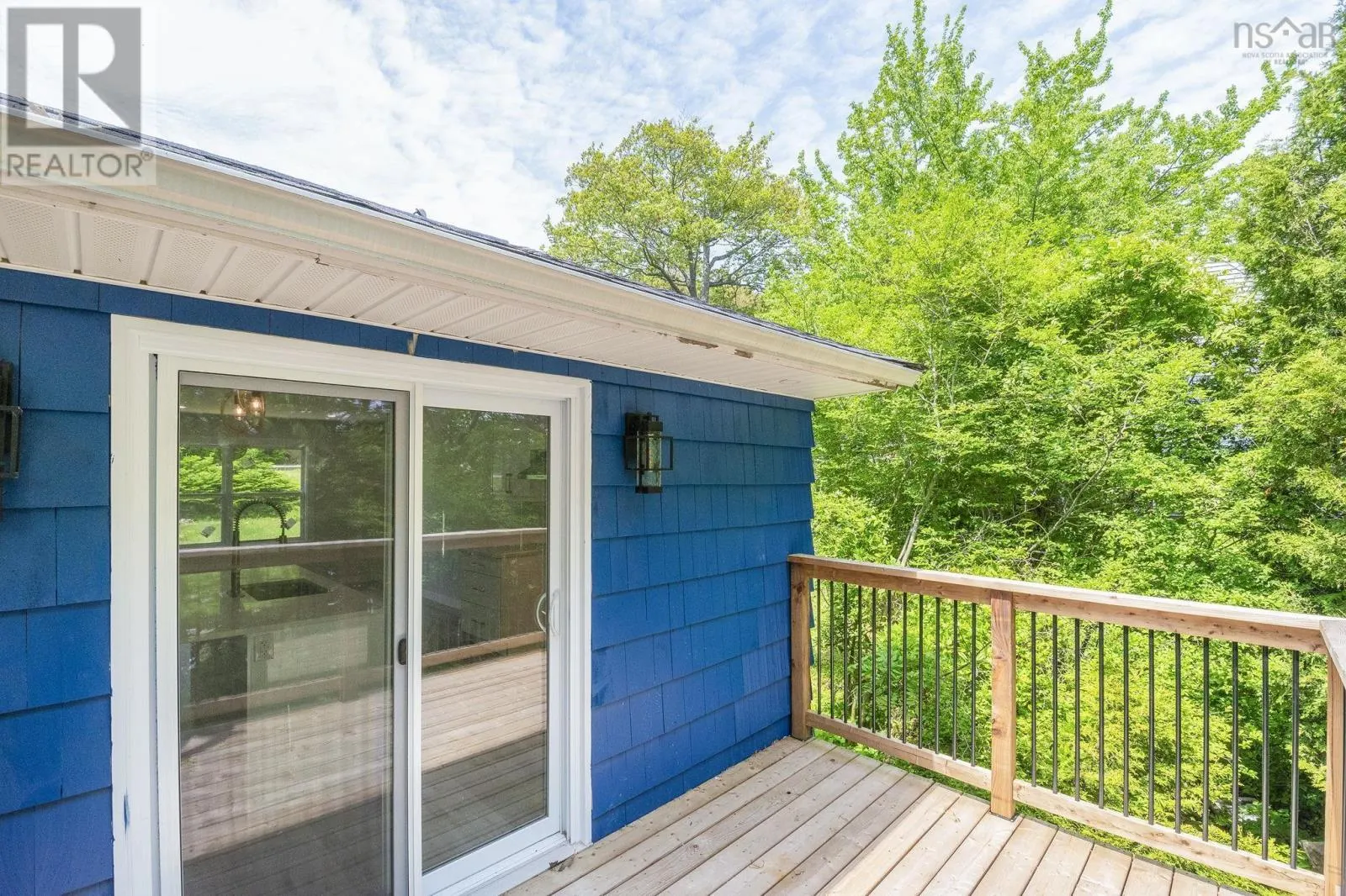 27 Meadowview Drive