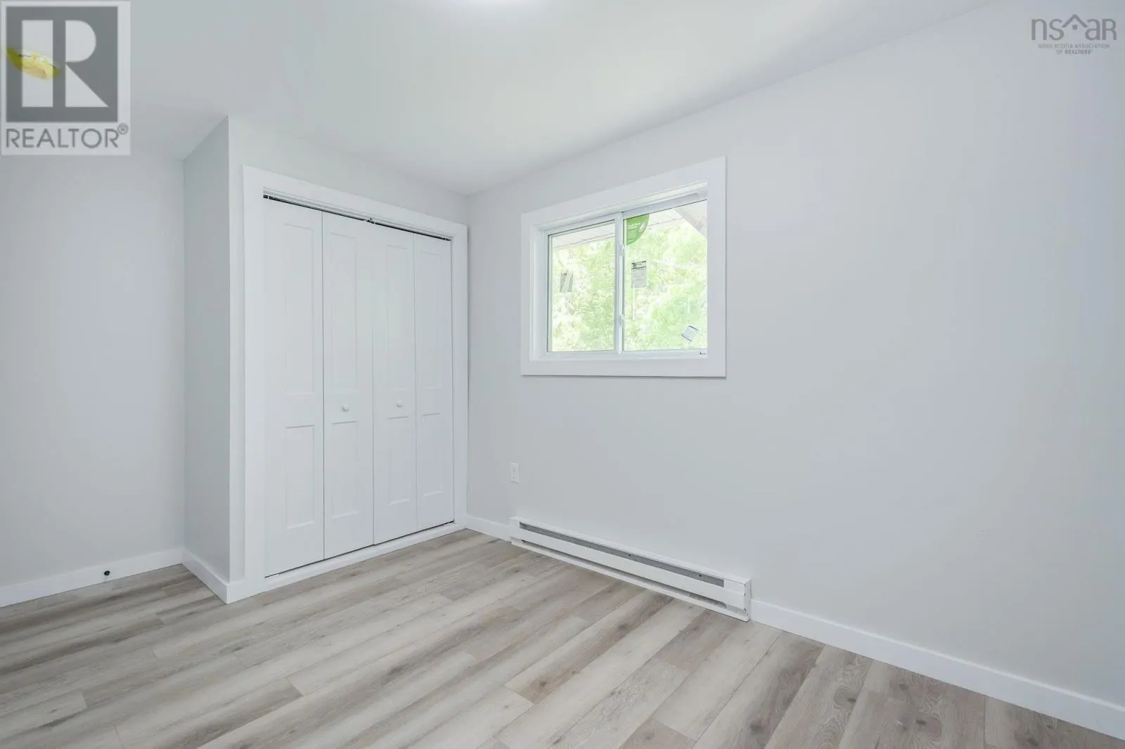27 Meadowview Drive