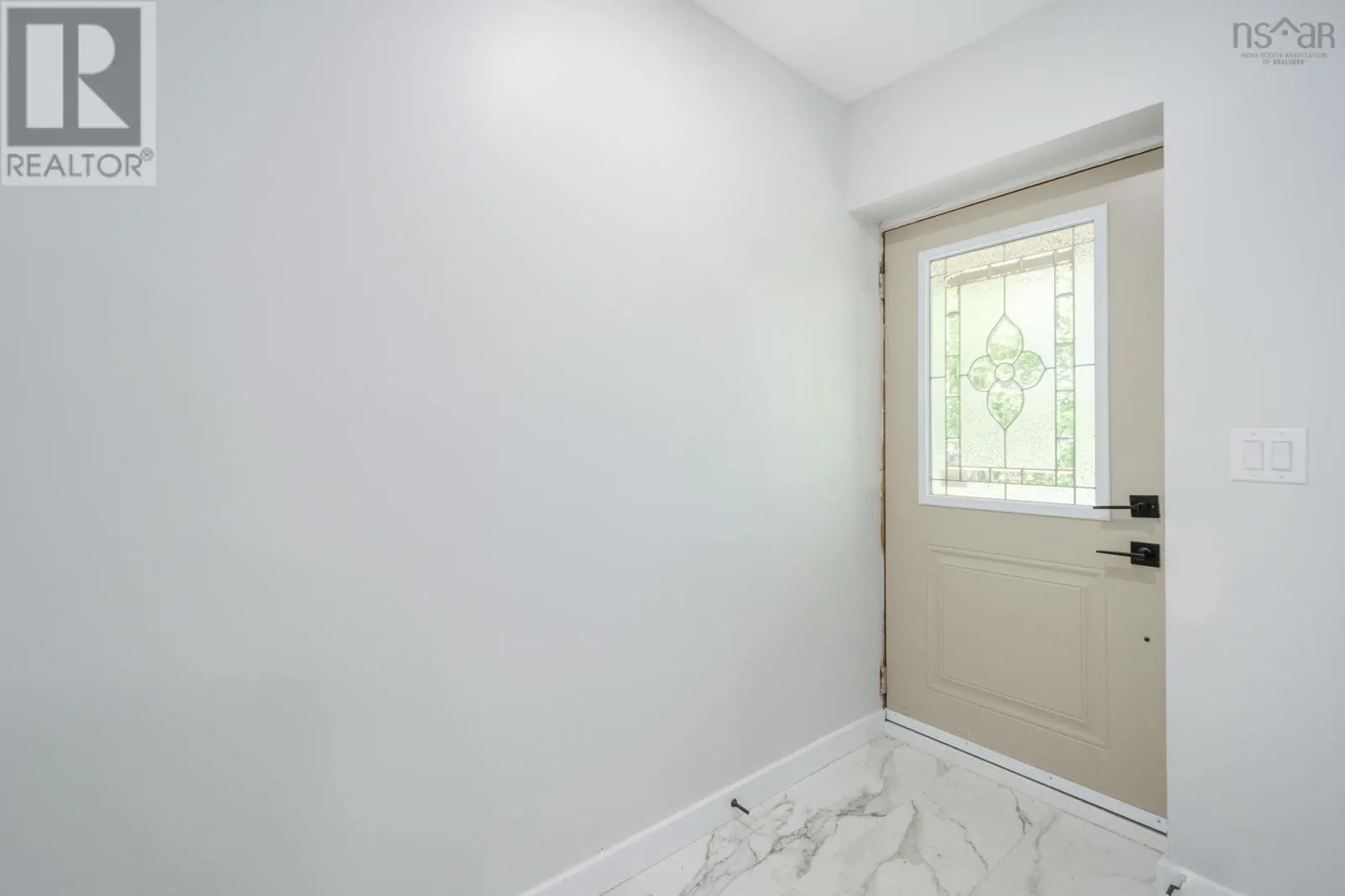 27 Meadowview Drive