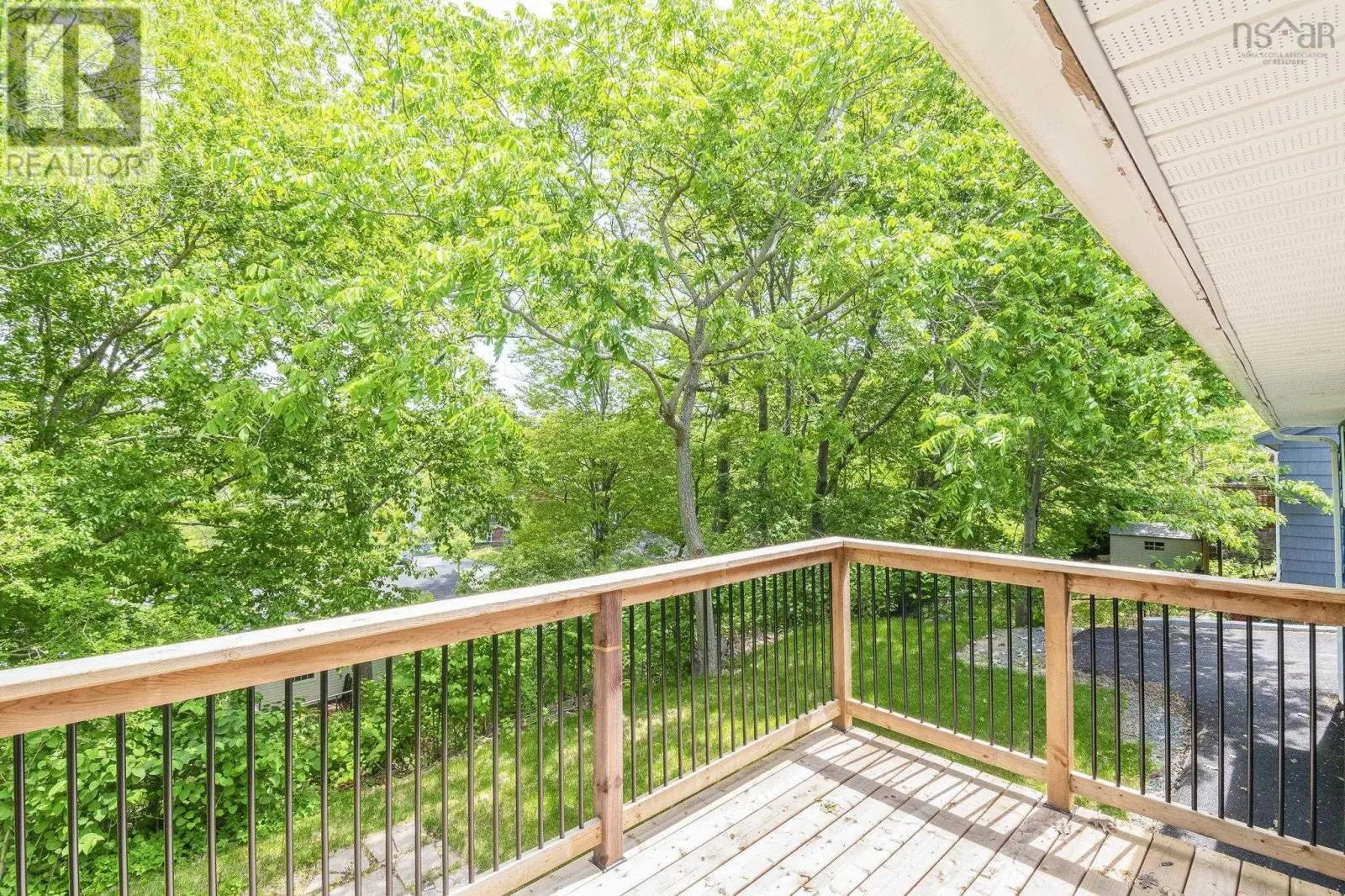 27 Meadowview Drive