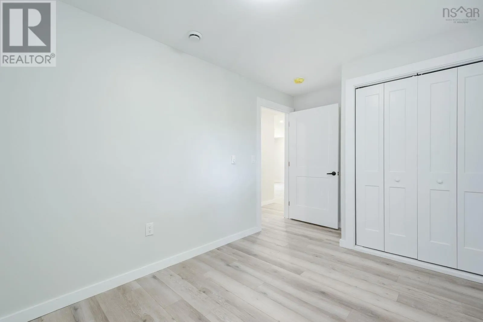 27 Meadowview Drive
