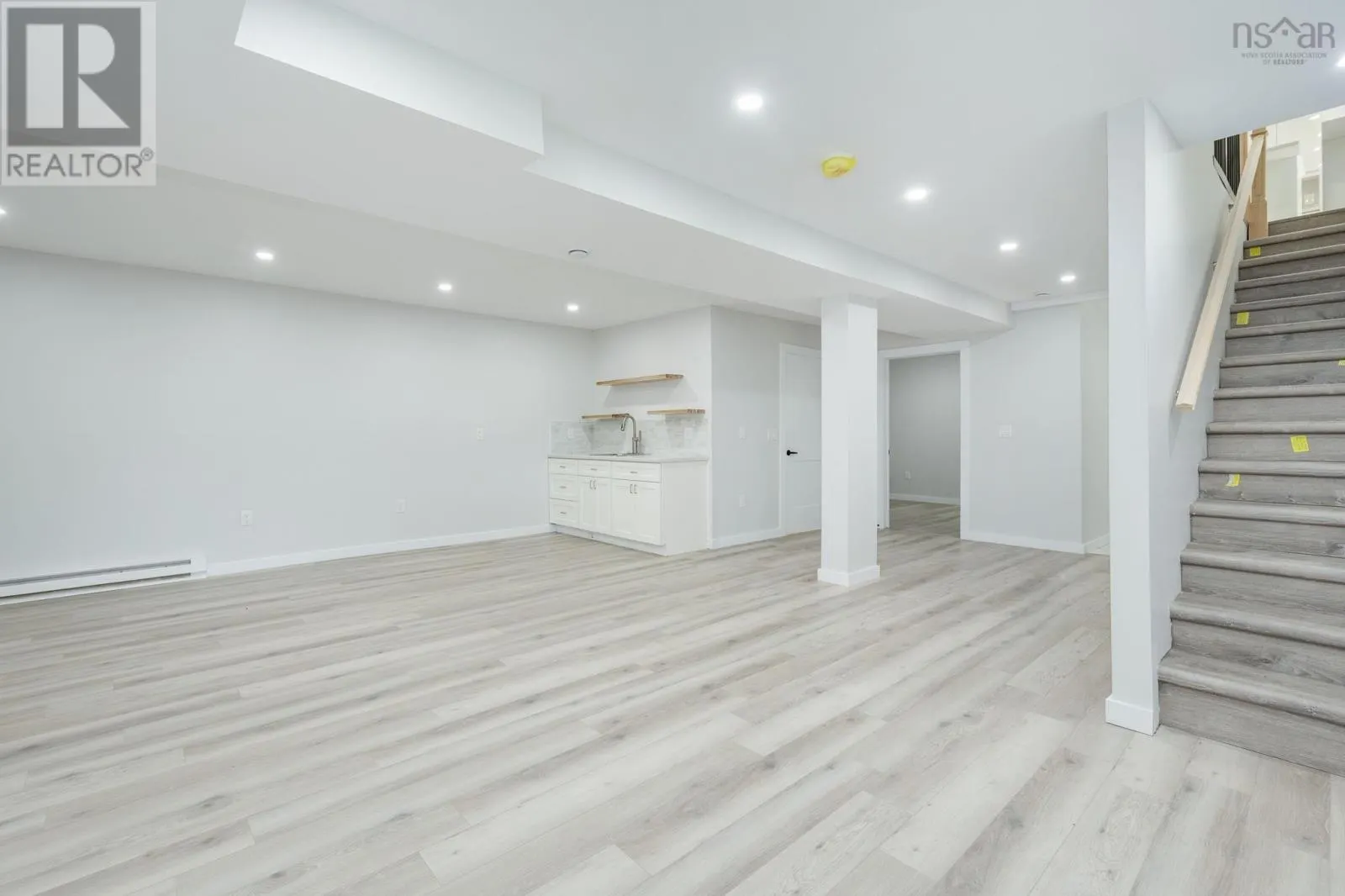 27 Meadowview Drive