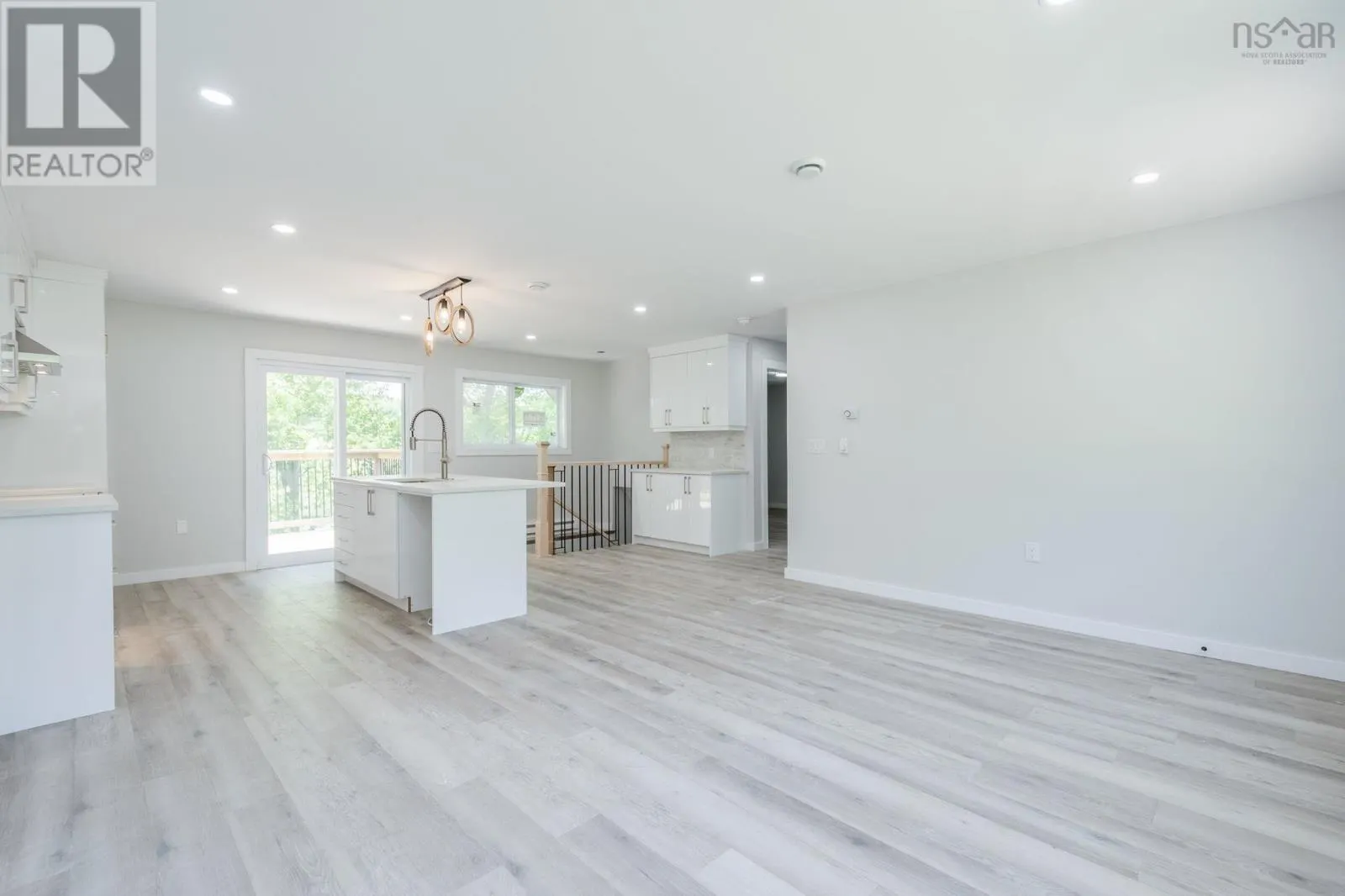 27 Meadowview Drive