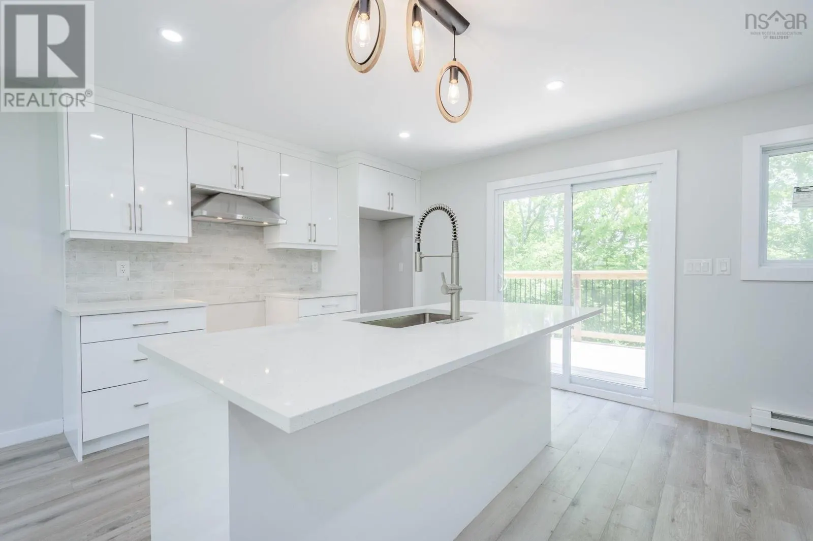 27 Meadowview Drive