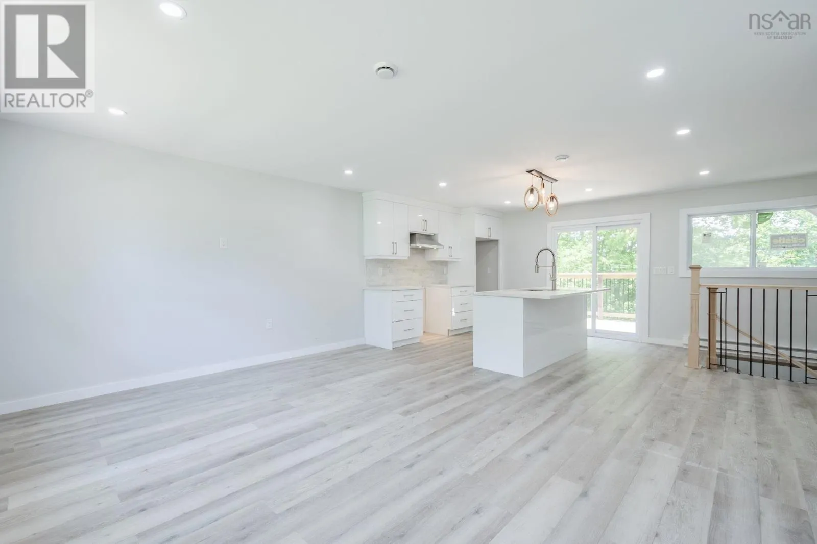 27 Meadowview Drive