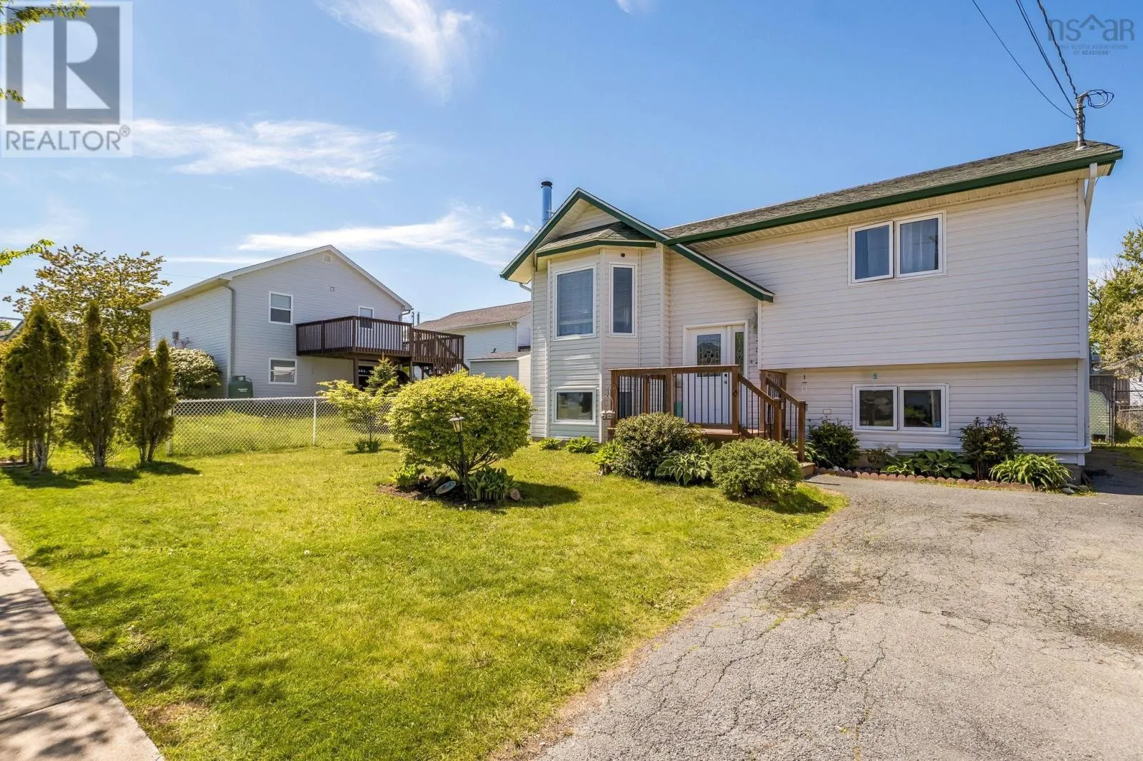 252 Melrose Cres