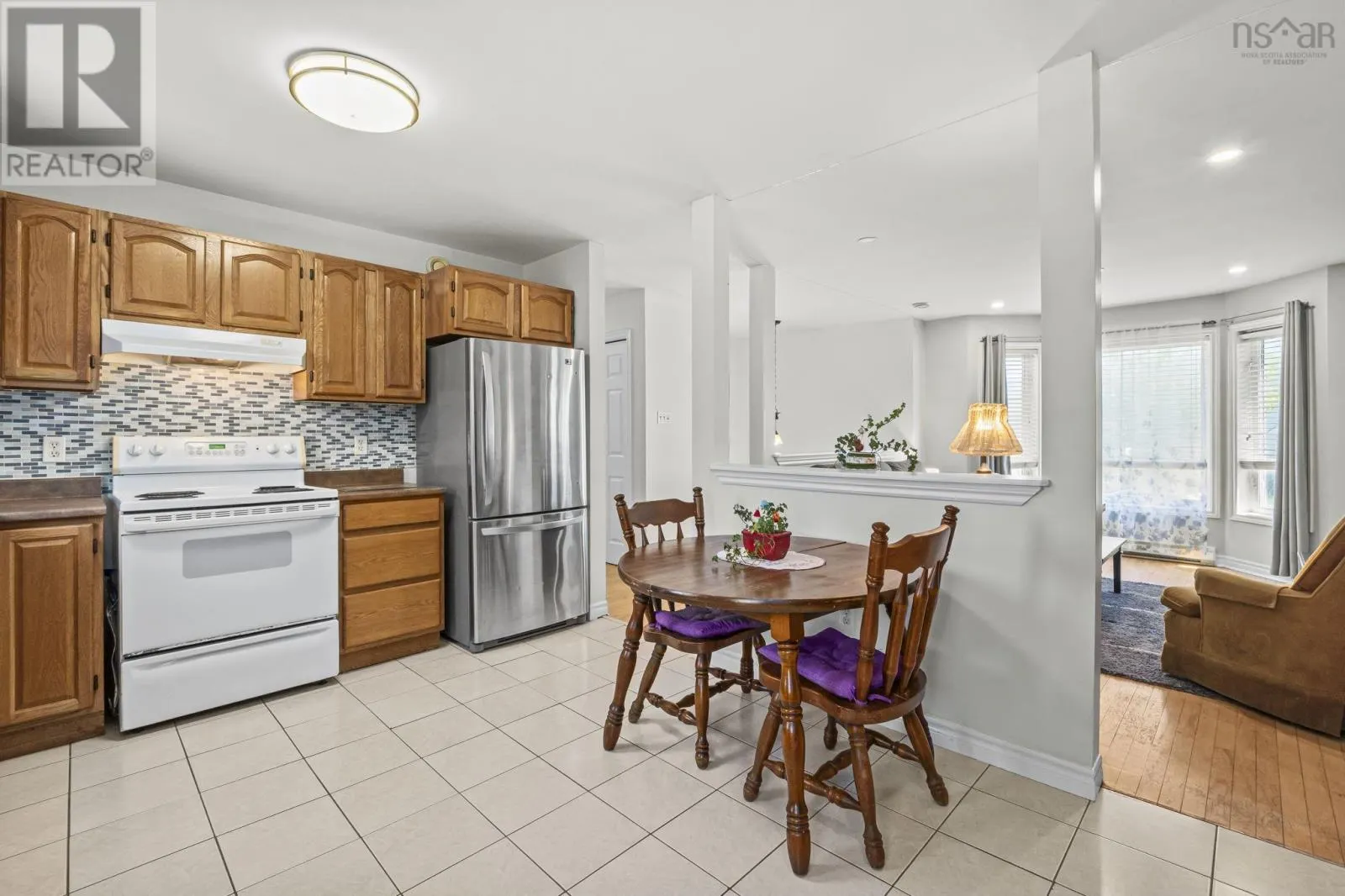 252 Melrose Cres