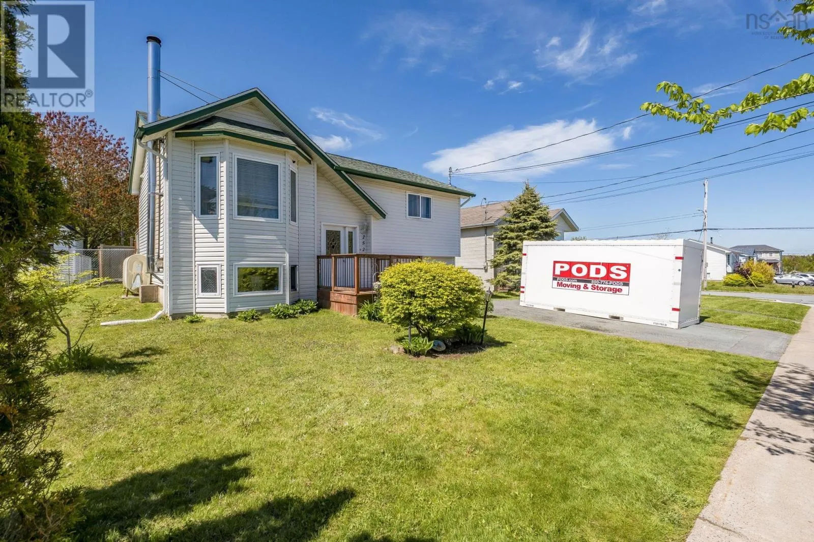 252 Melrose Cres