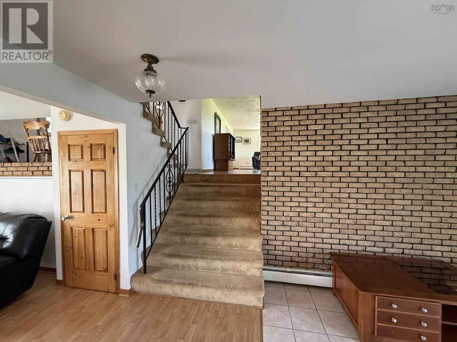 947 Pleasant Valley Rd Road