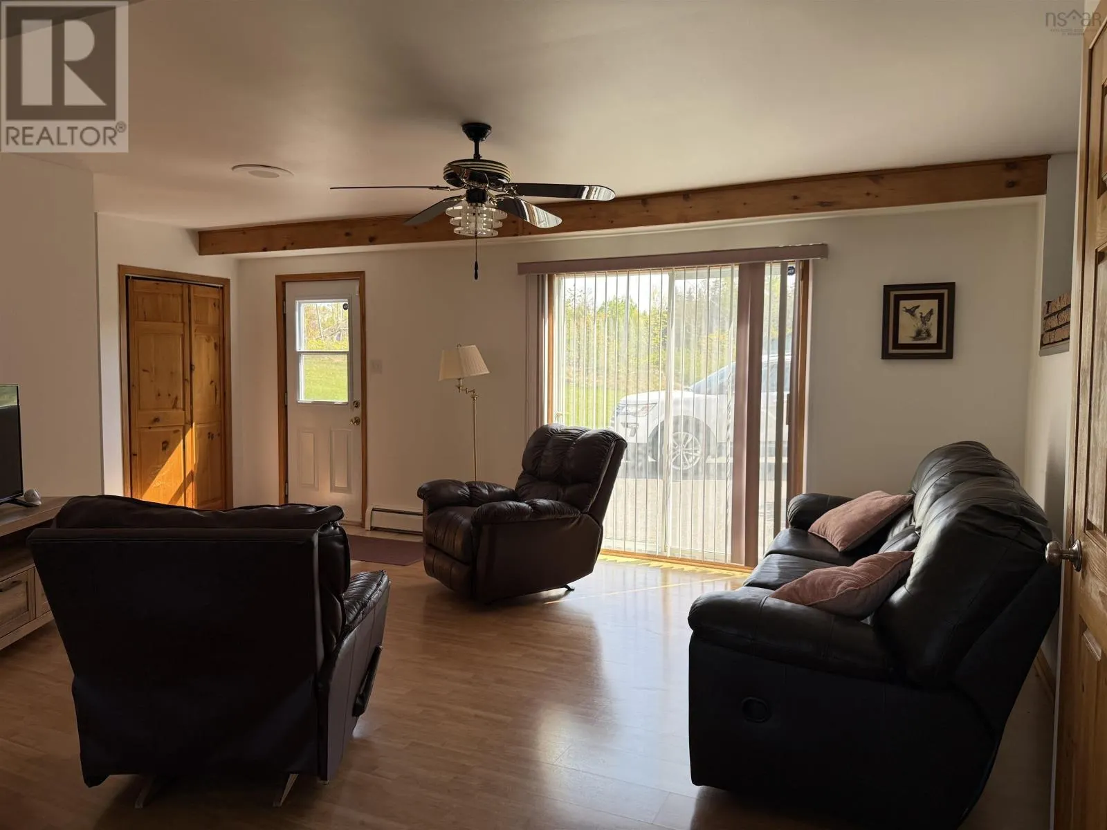 947 Pleasant Valley Rd Road