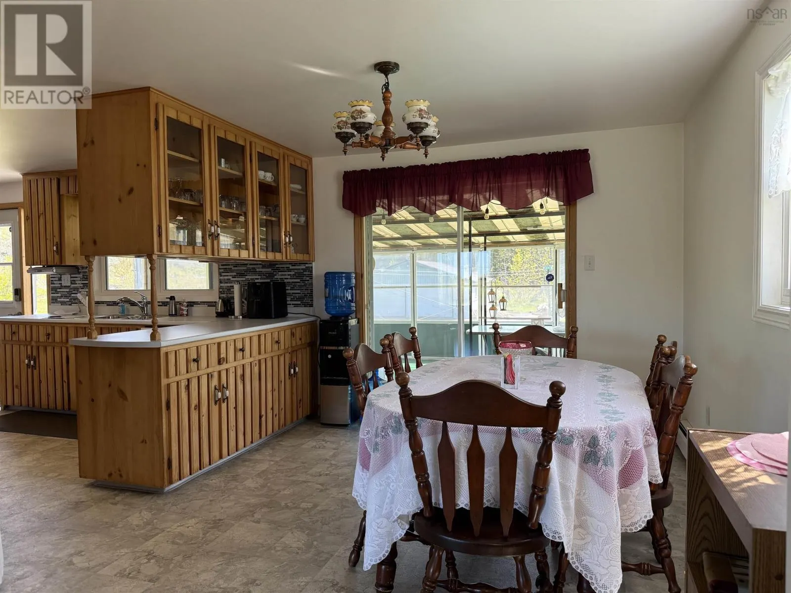 947 Pleasant Valley Rd Road