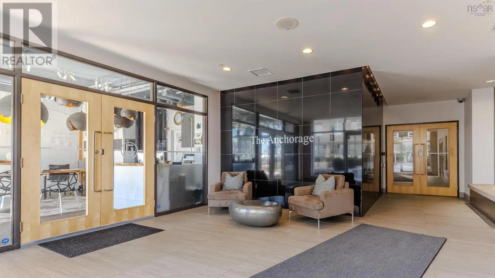 308 15 Kings Wharf Place