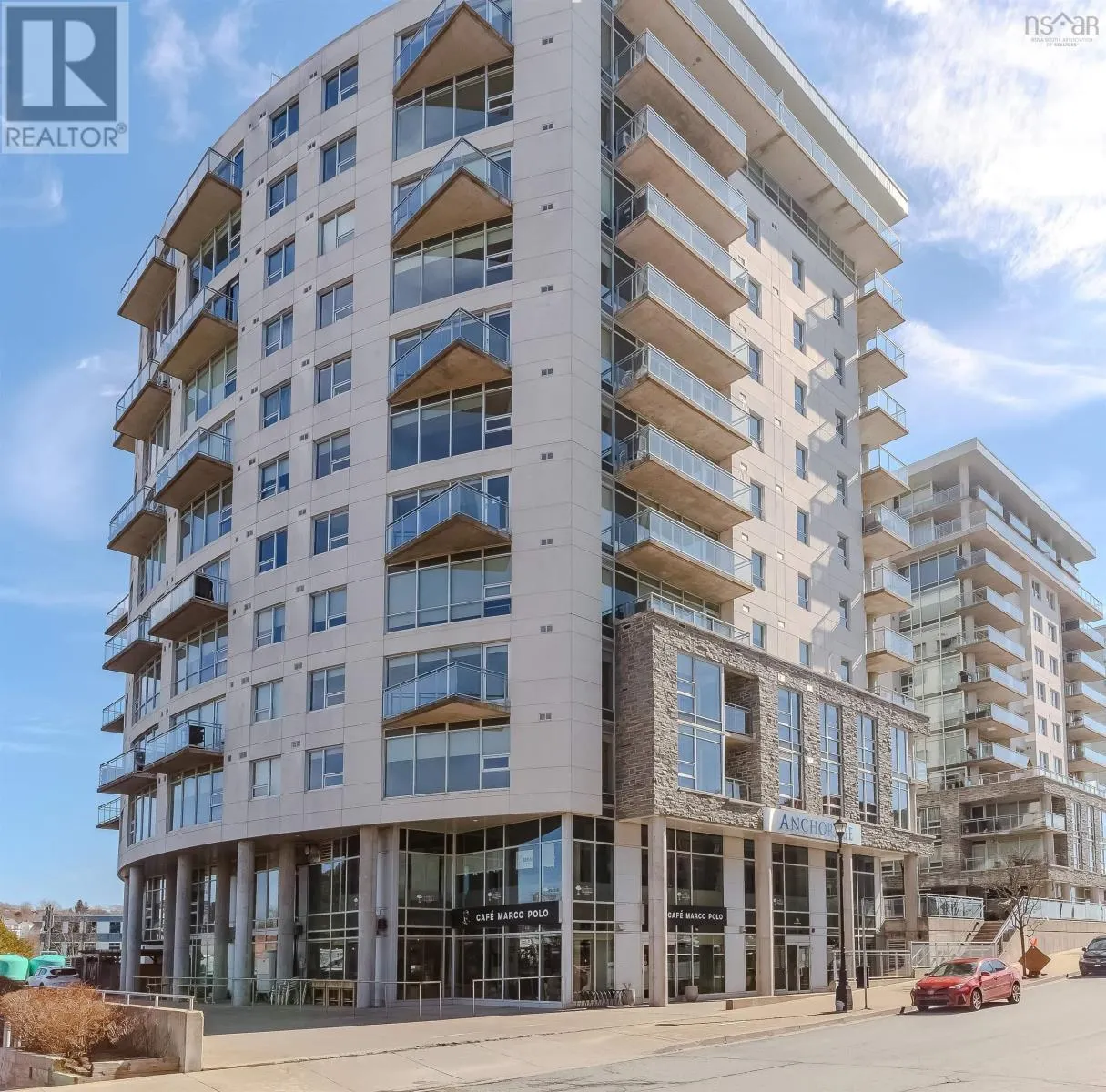 308 15 Kings Wharf Place