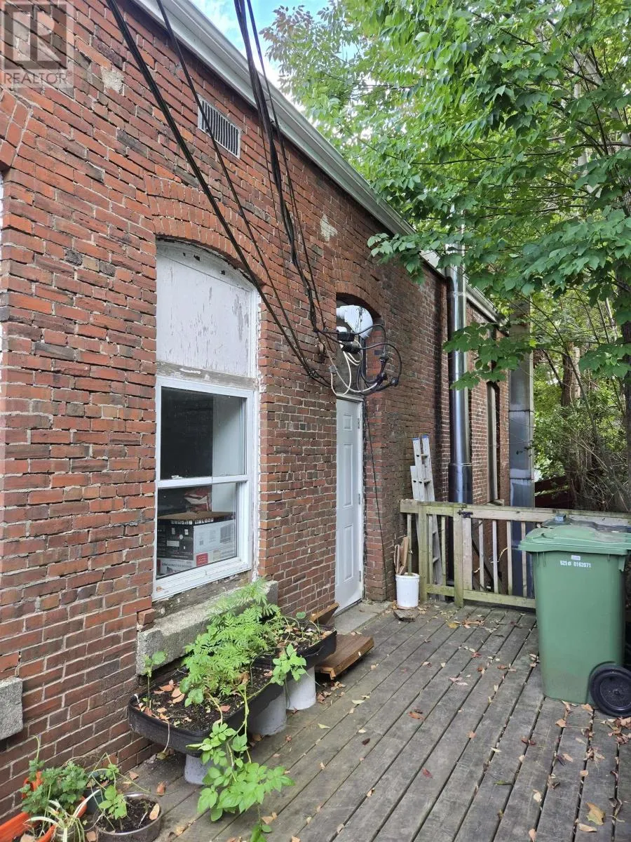 473 King Street