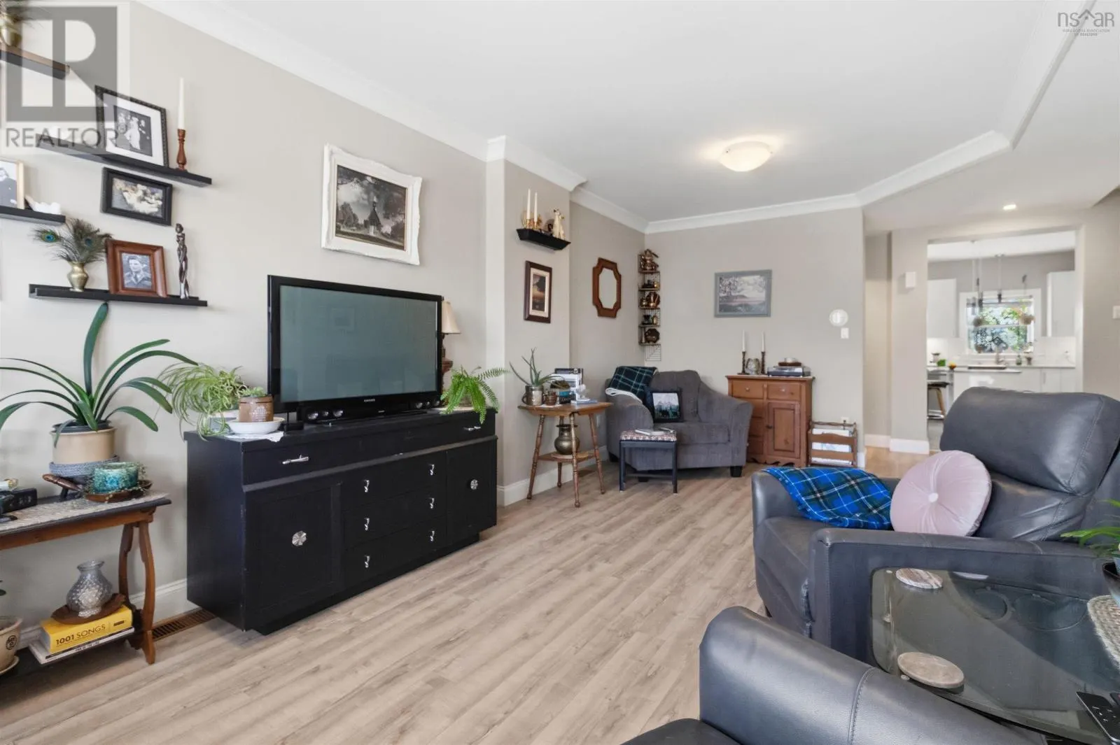 146 Maple Grove Avenue