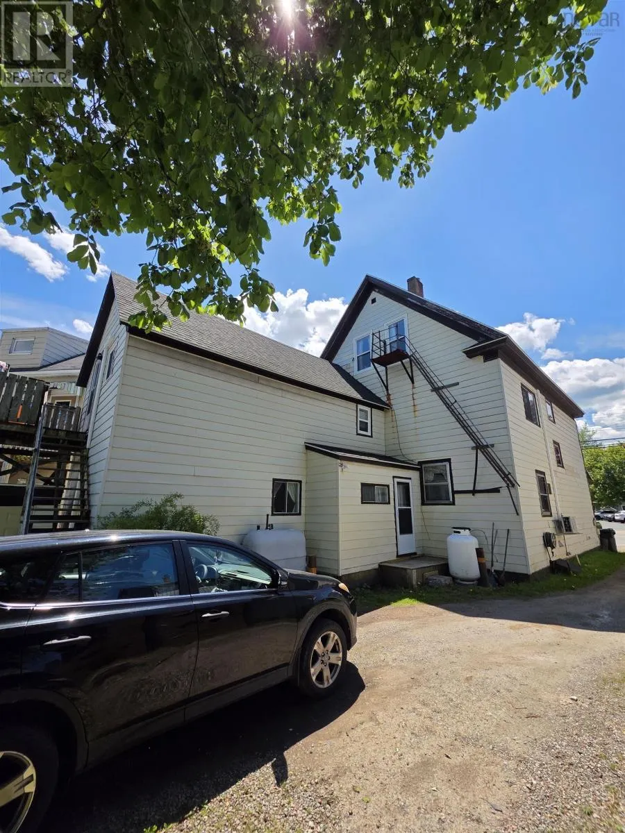 673 George St Street