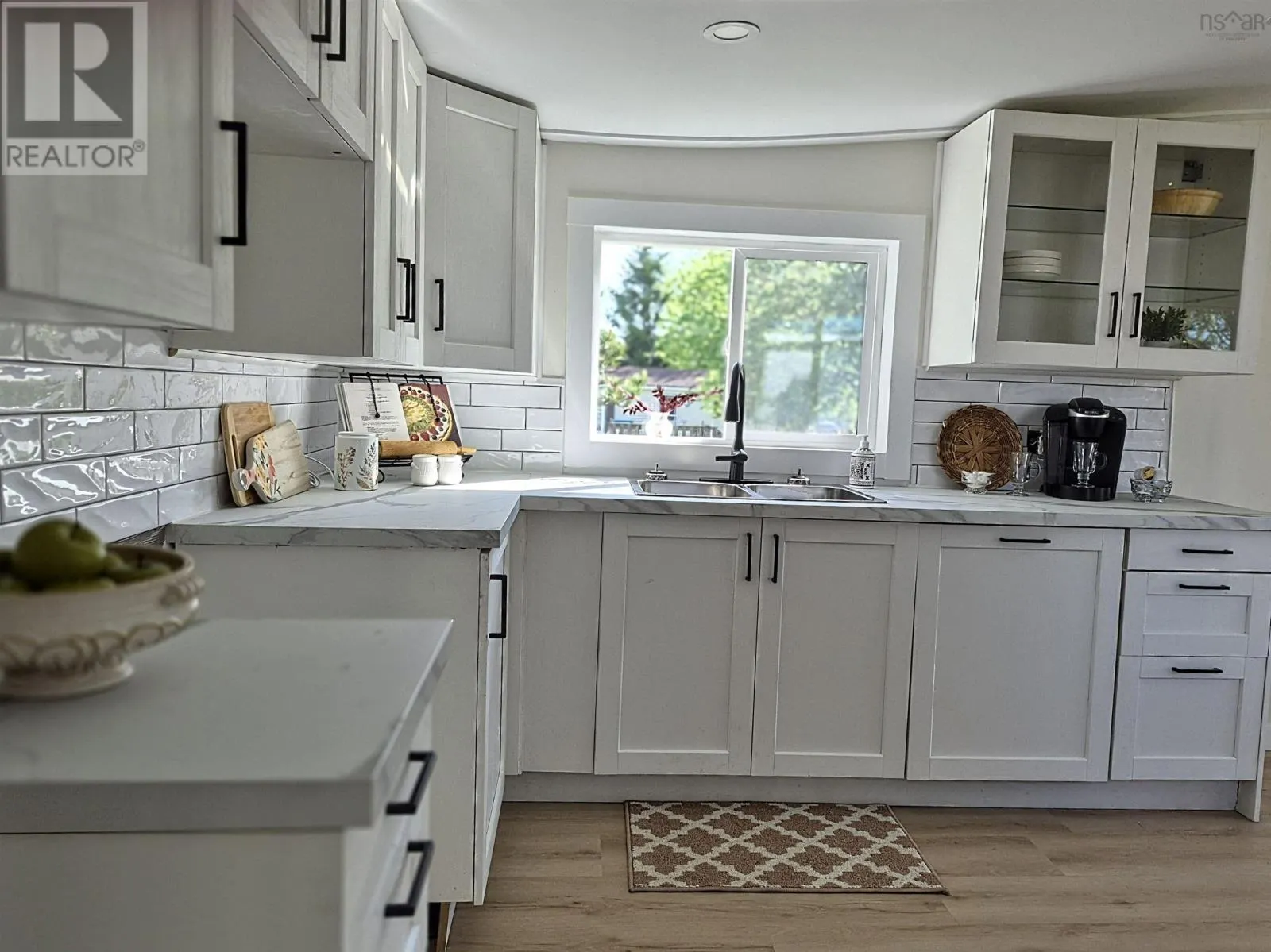 25 Brentwood Estates
