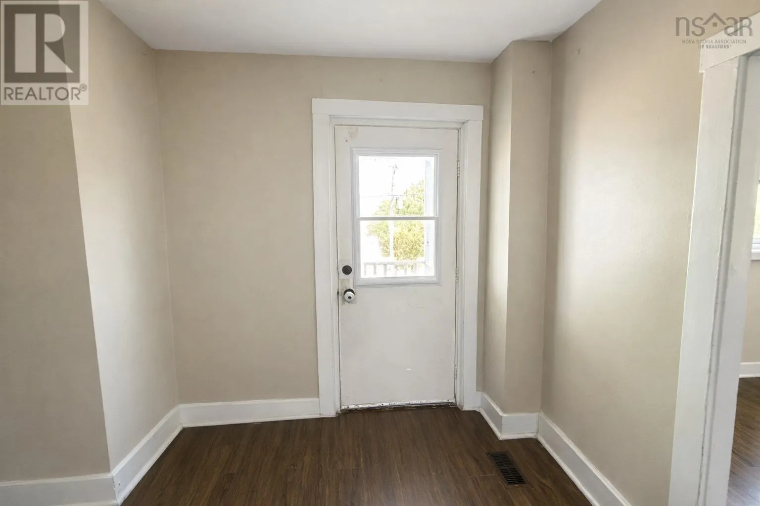 30-32 West Pleasant Street