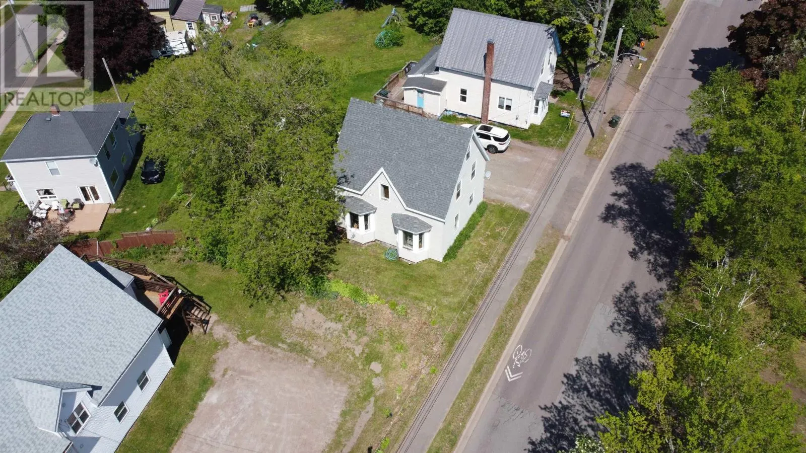 8 East Pleasant Street