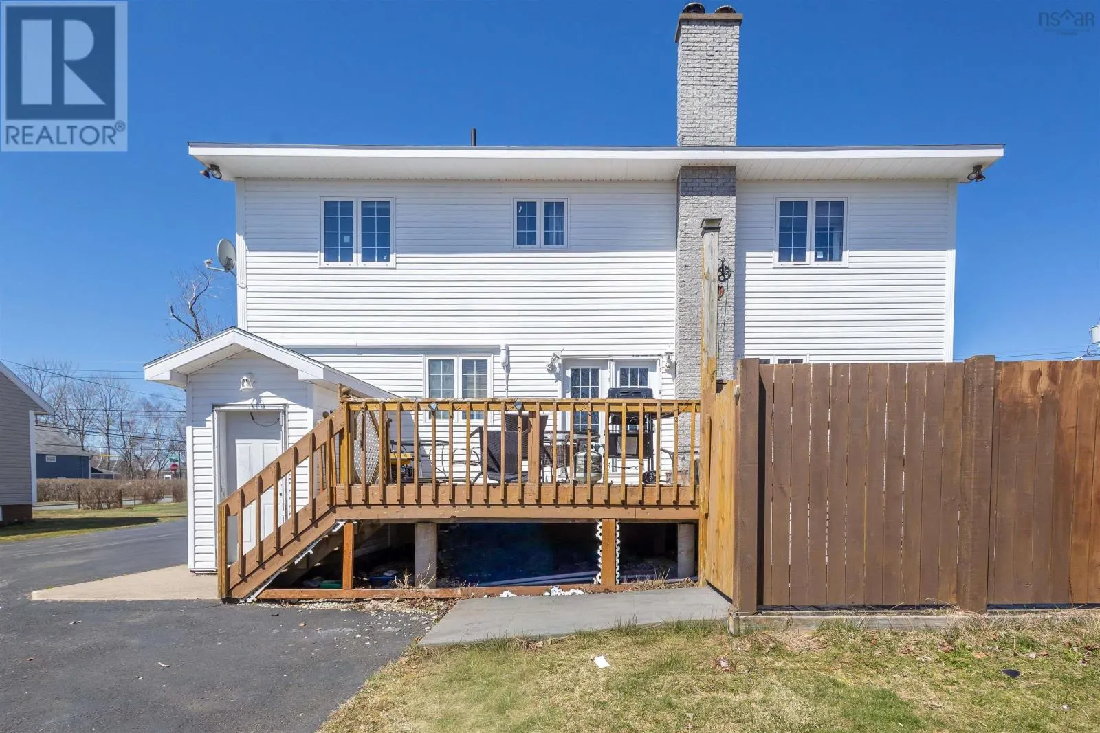 348 Cartier Street