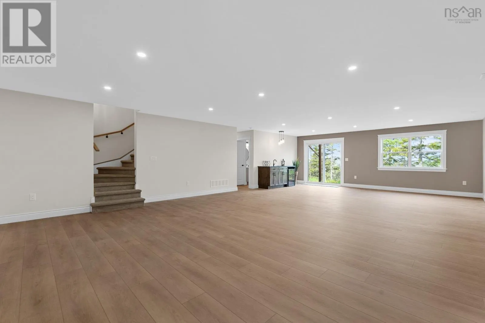 1097 Fleetwood Drive