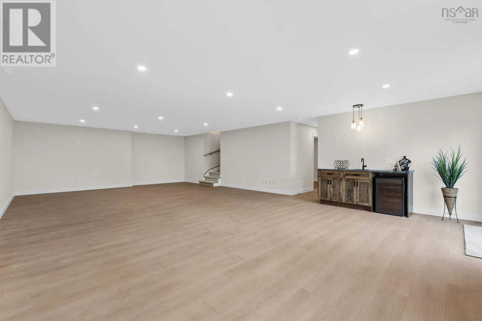 1097 Fleetwood Drive