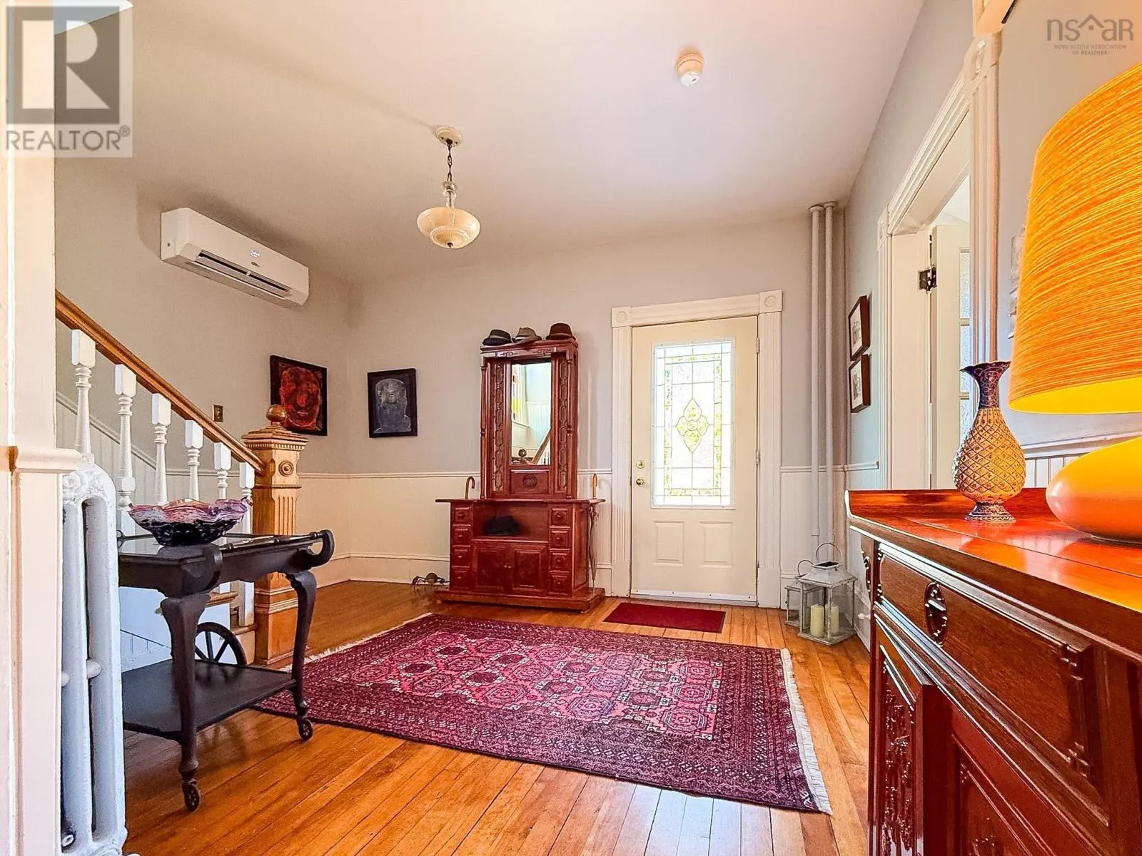 30 Beacon Street