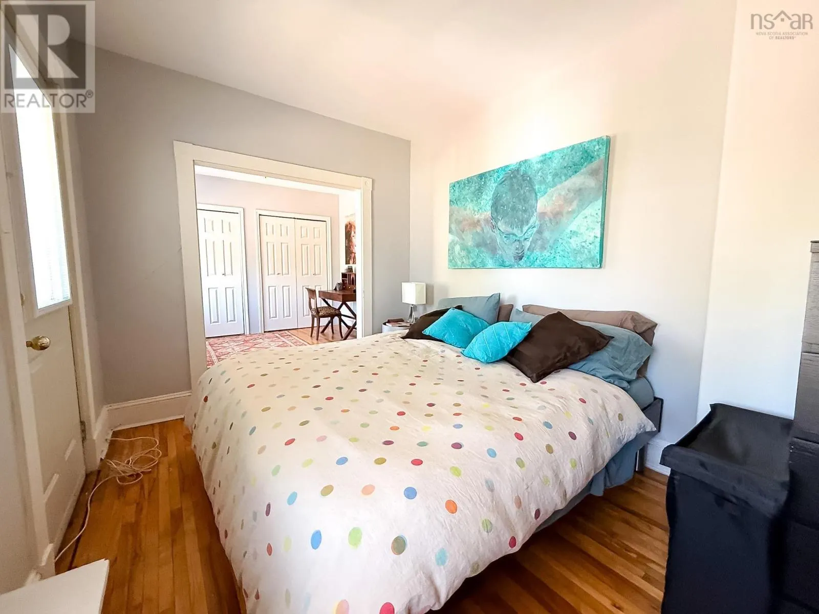 30 Beacon Street