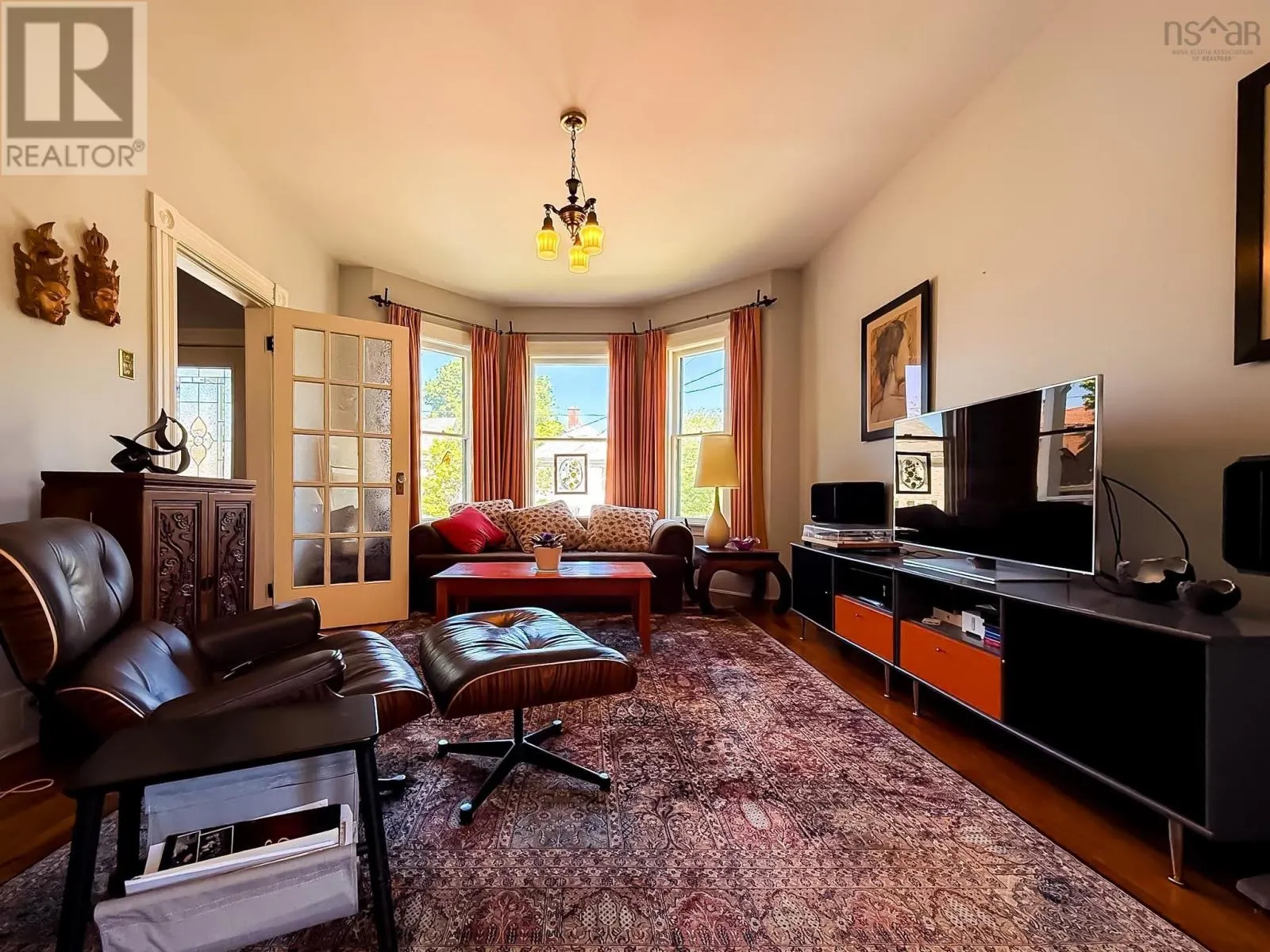 30 Beacon Street