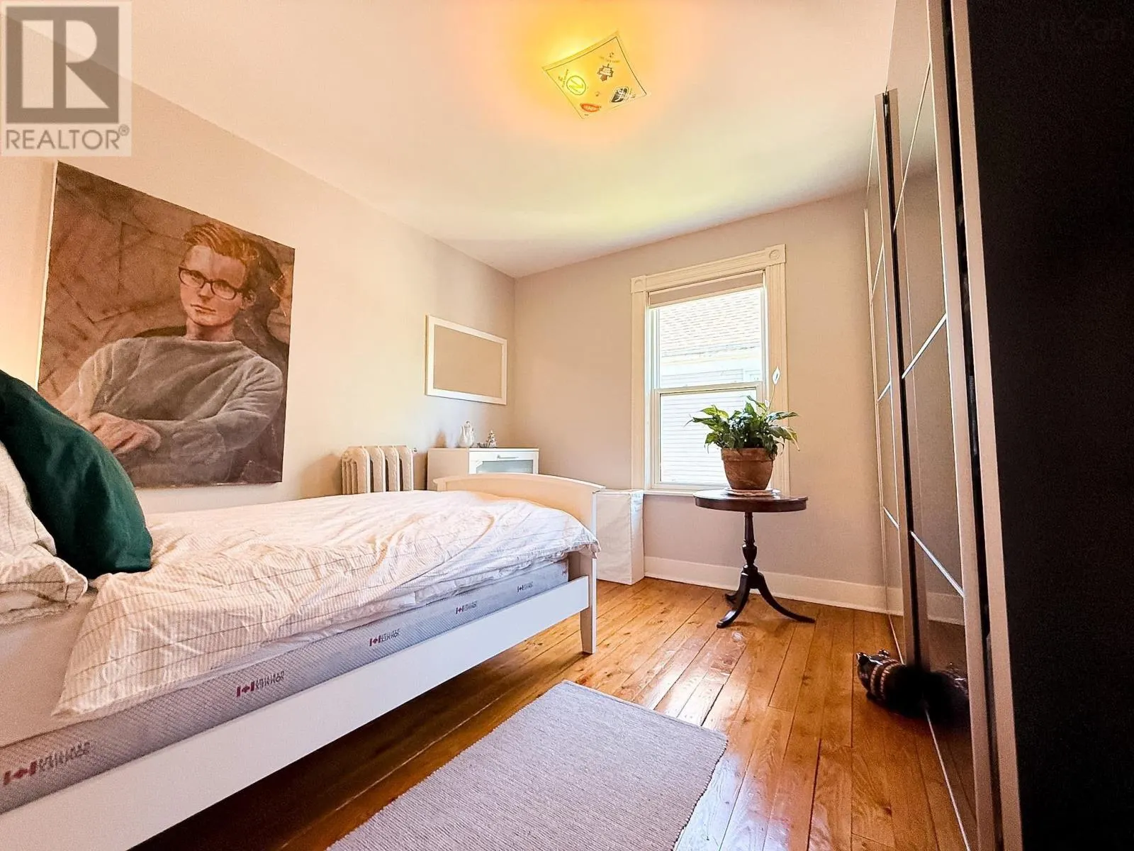 30 Beacon Street