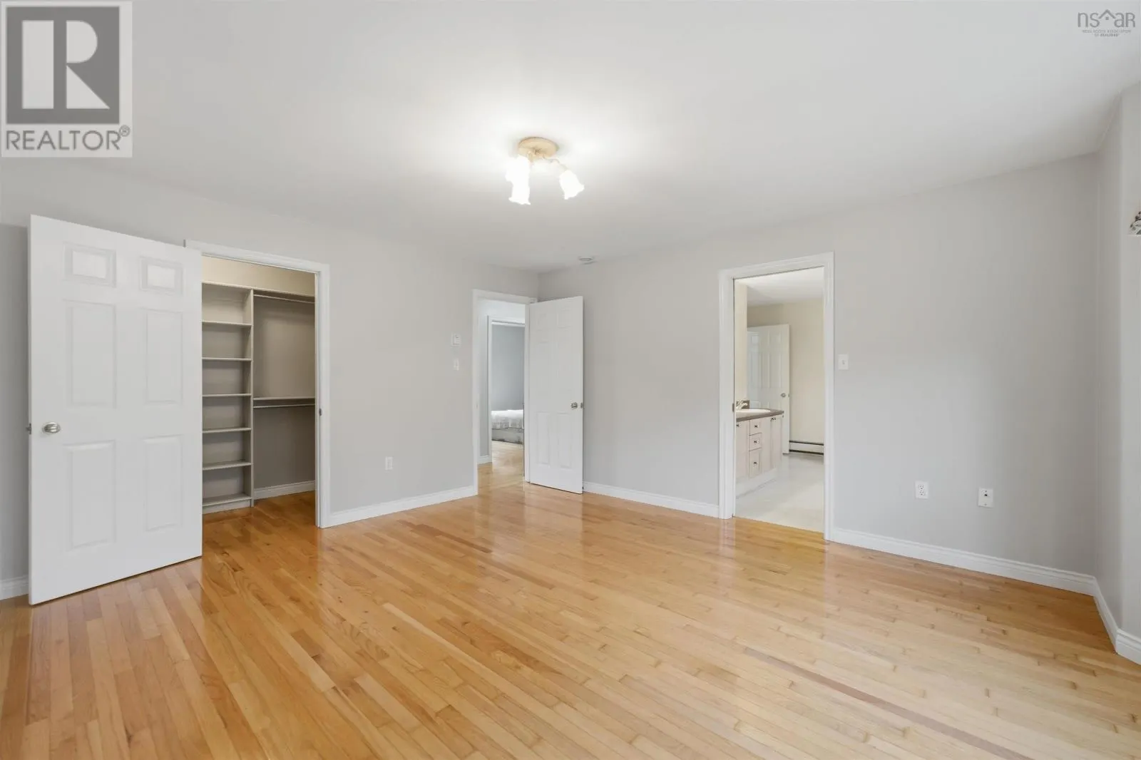 111 St George Boulevard