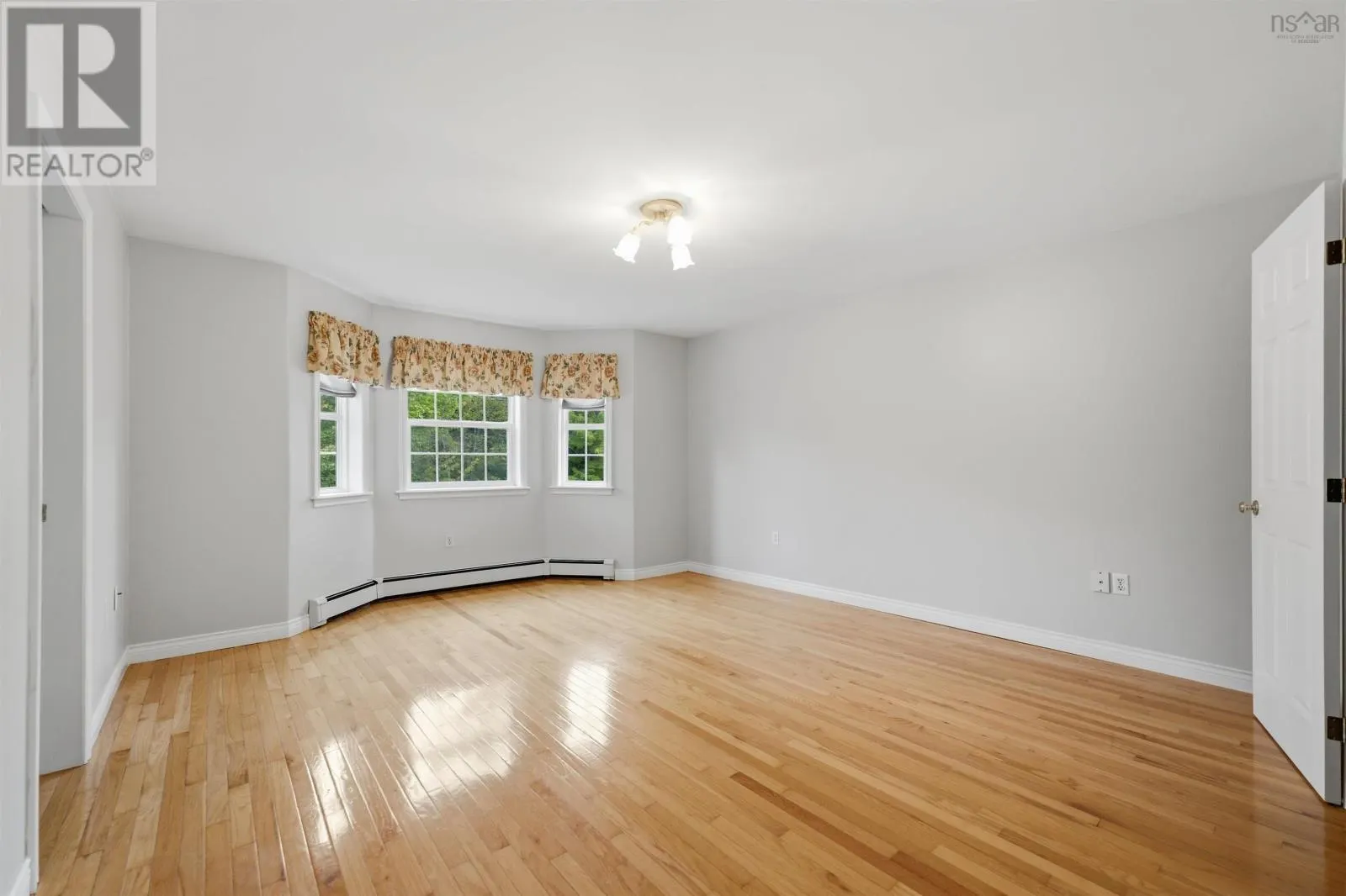 111 St George Boulevard