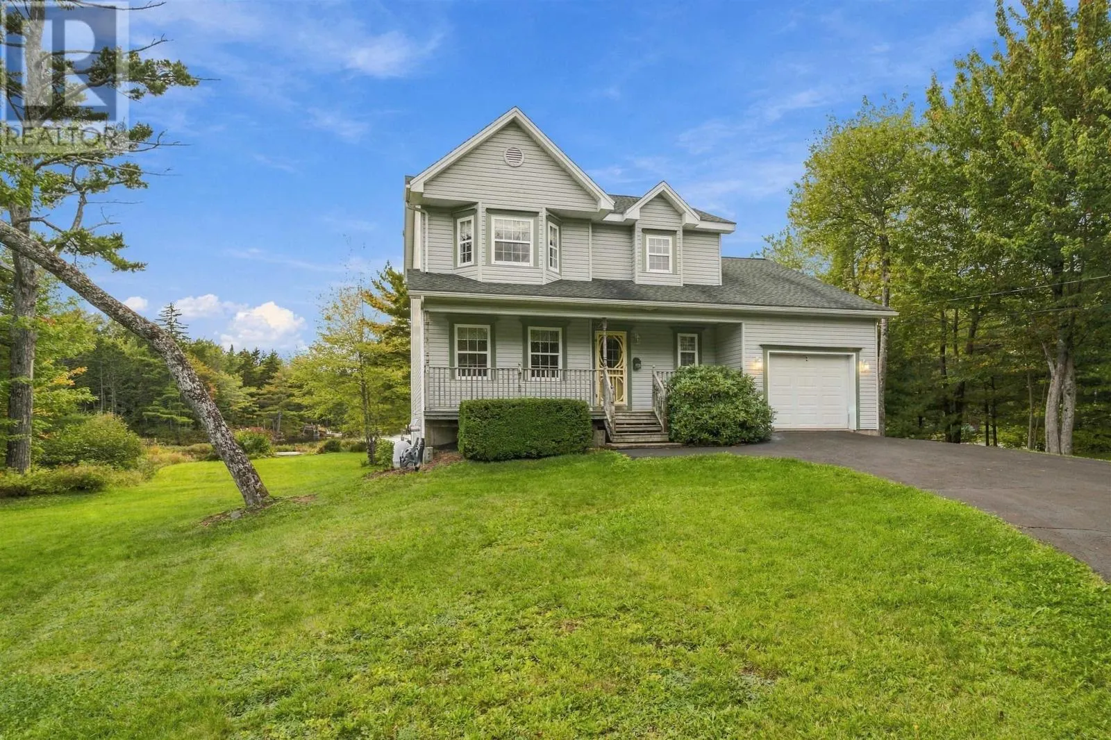 111 St George Boulevard