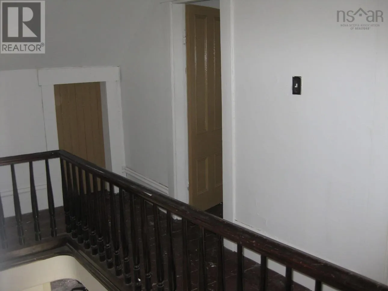 5 Strickland Road