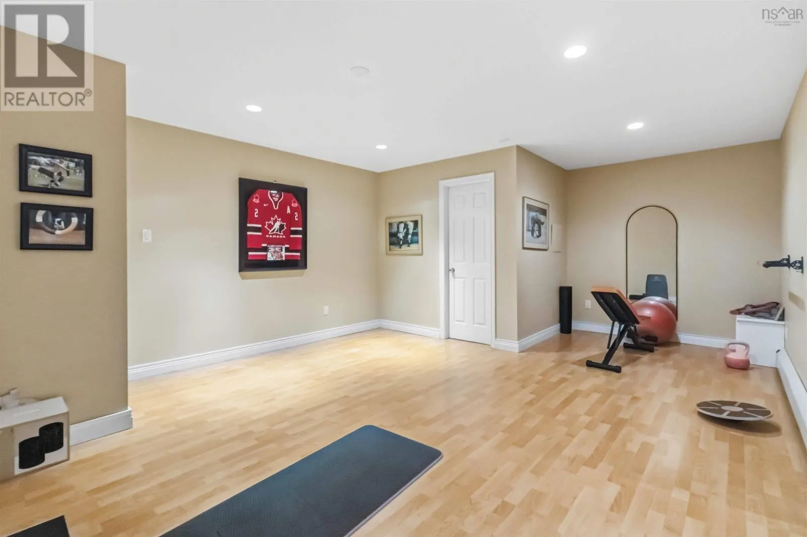 93 Greenside Lane