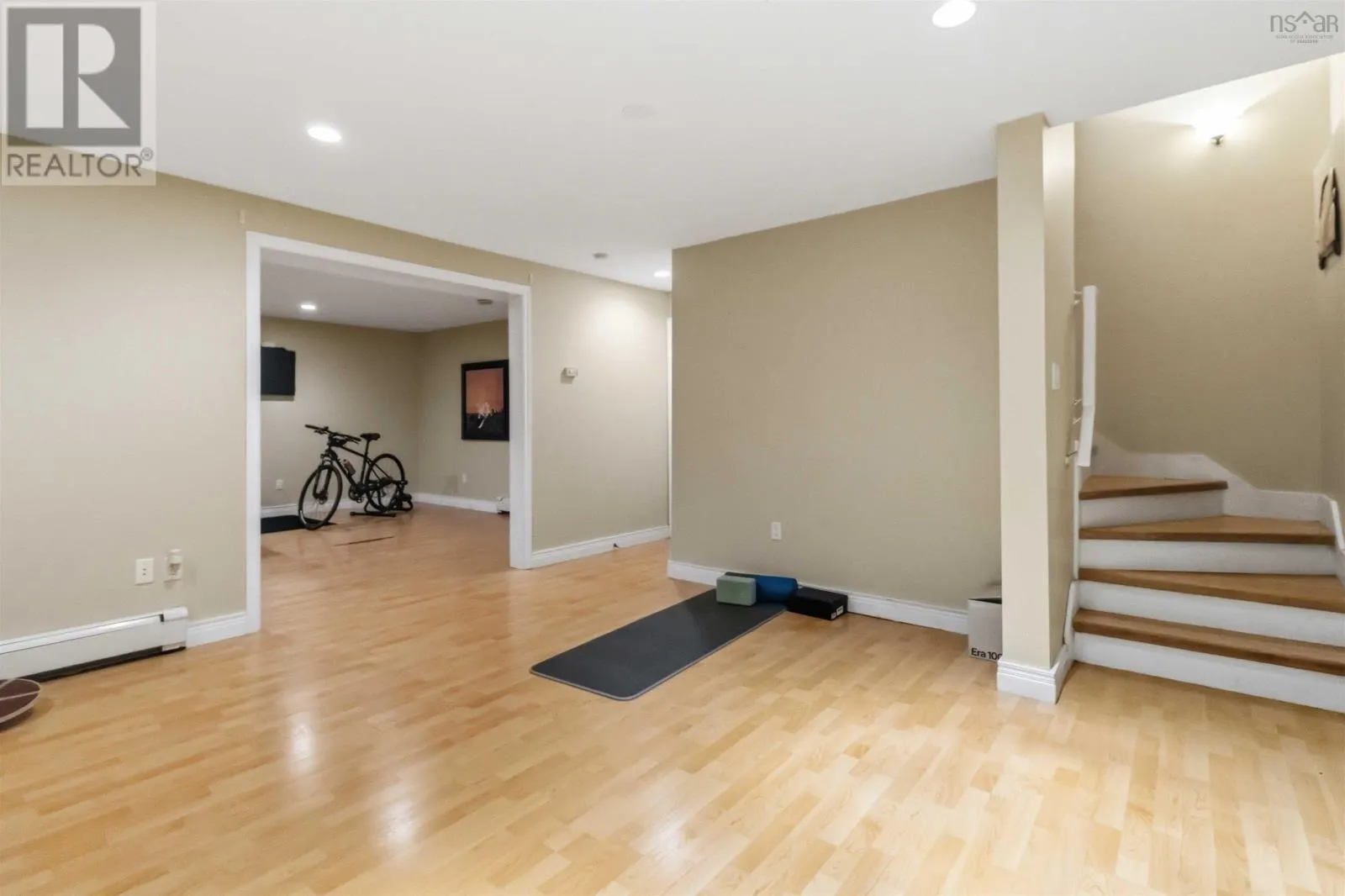 93 Greenside Lane