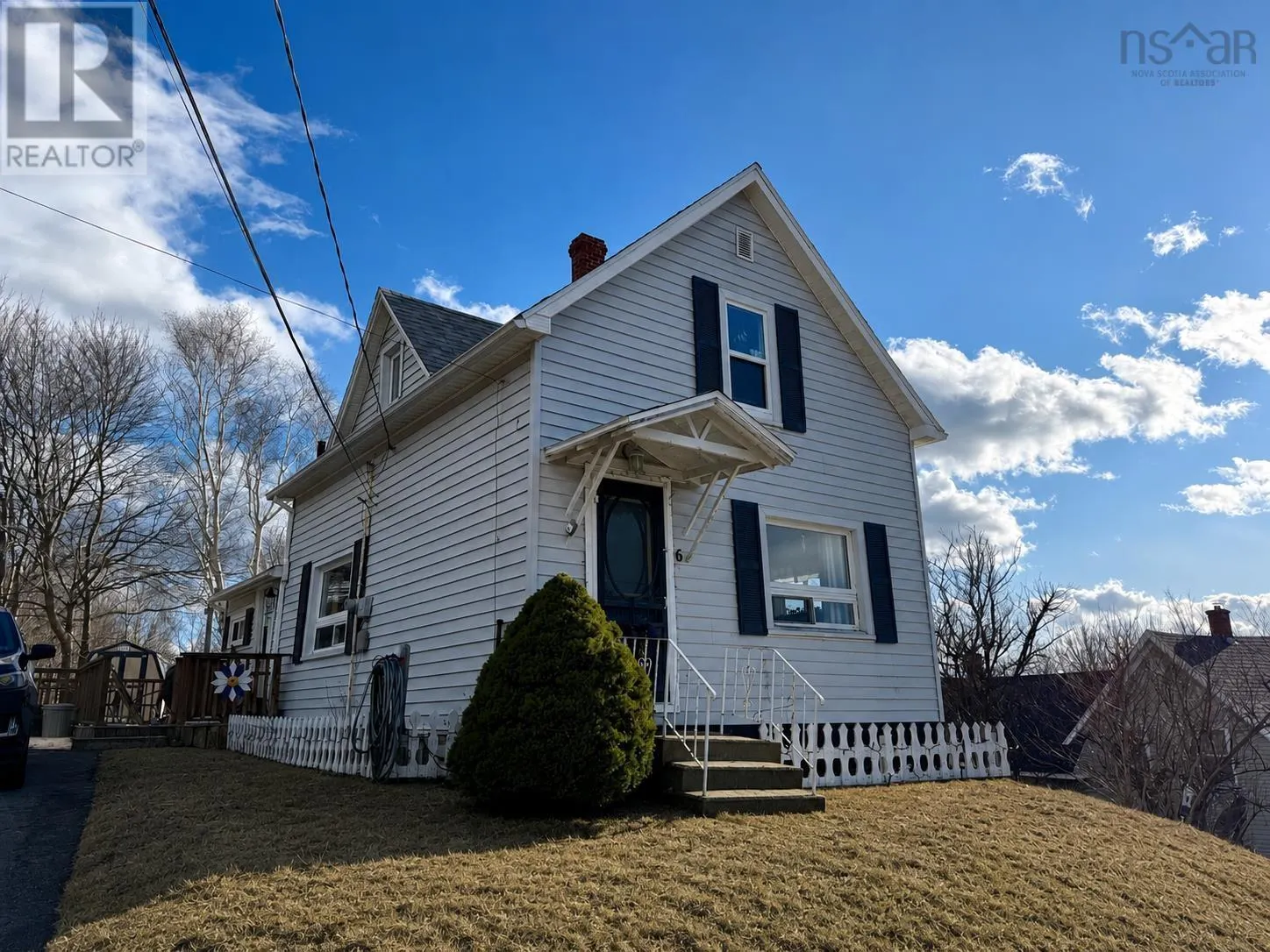 6 Chestnut Street