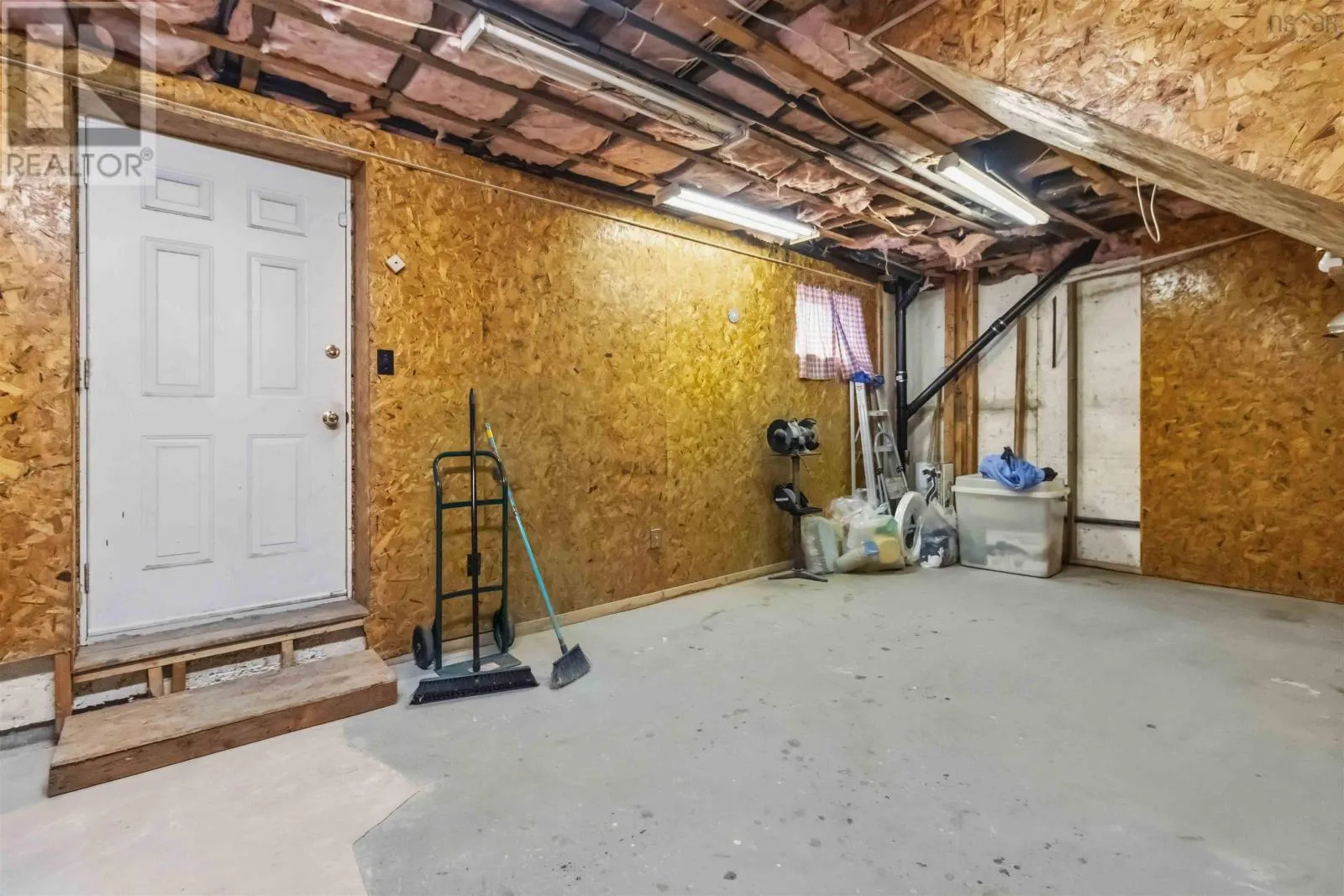 20 Acorn Road