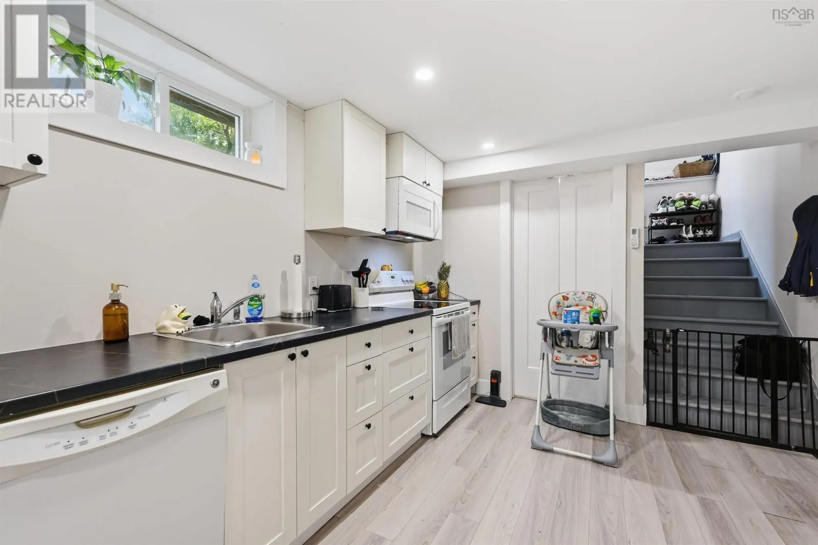 8B Gordon Street