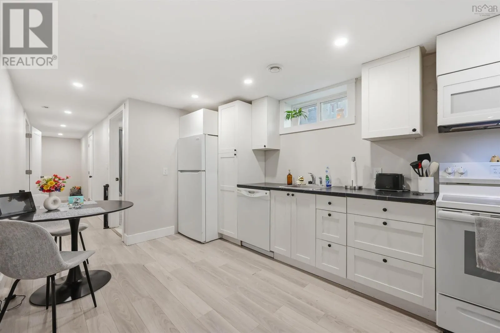 8B Gordon Street