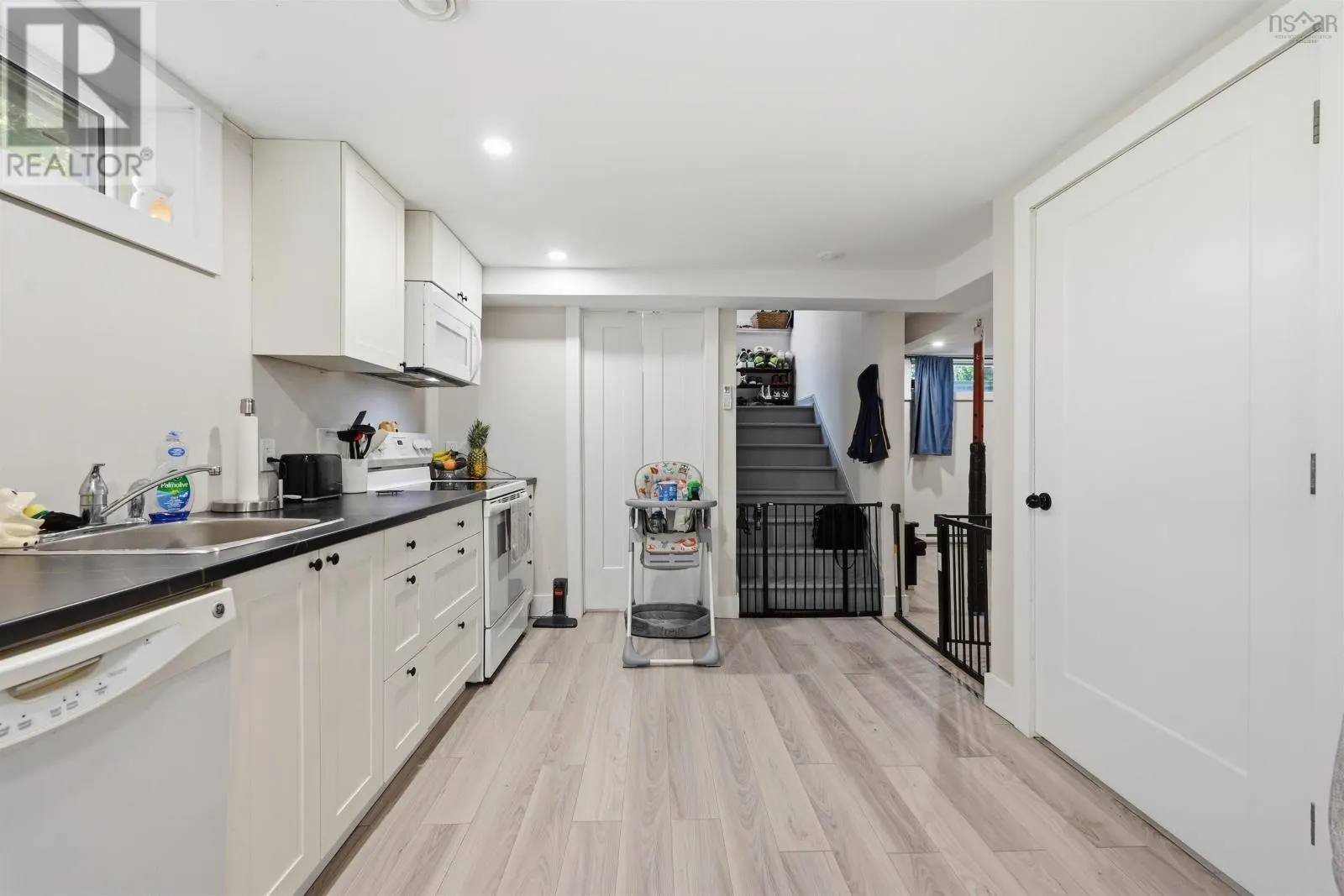 8B Gordon Street