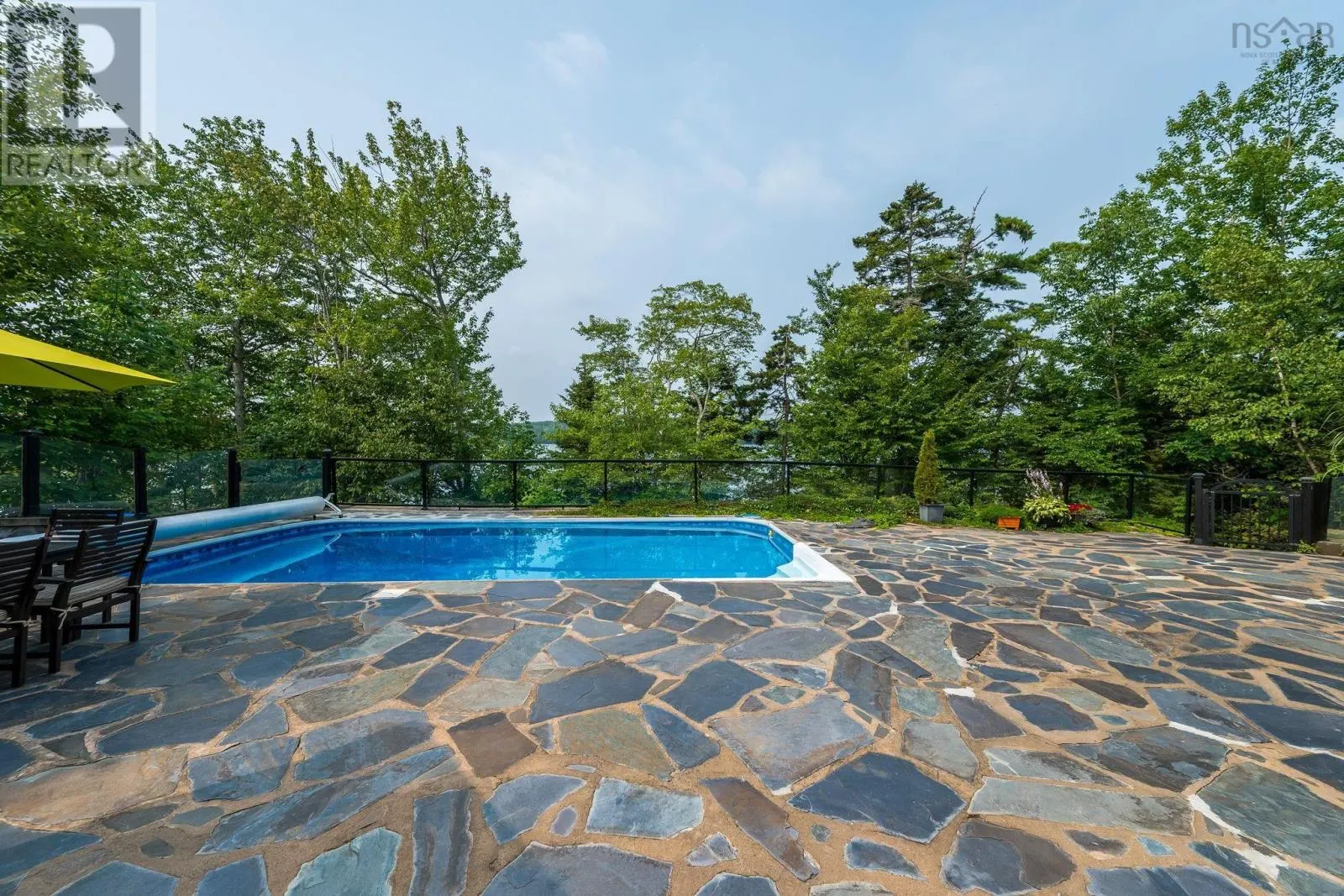 49 Fairway Grove