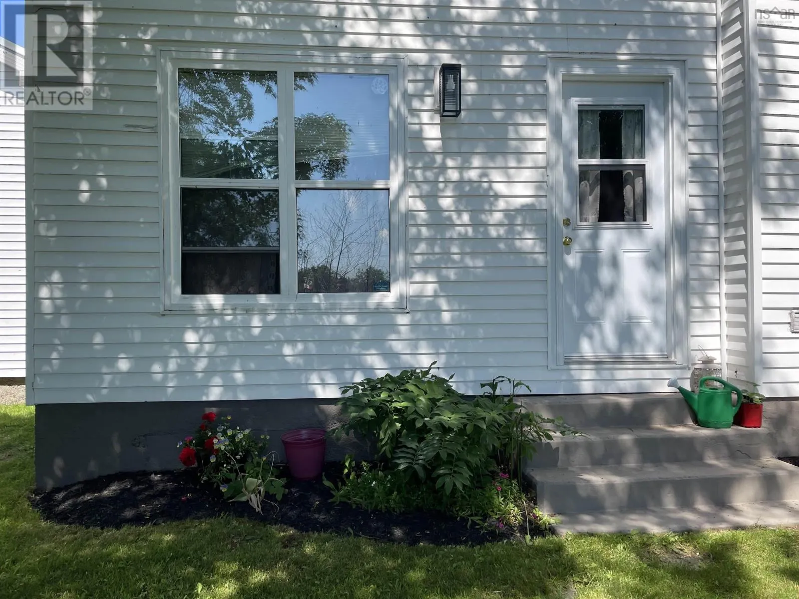 62 School Street