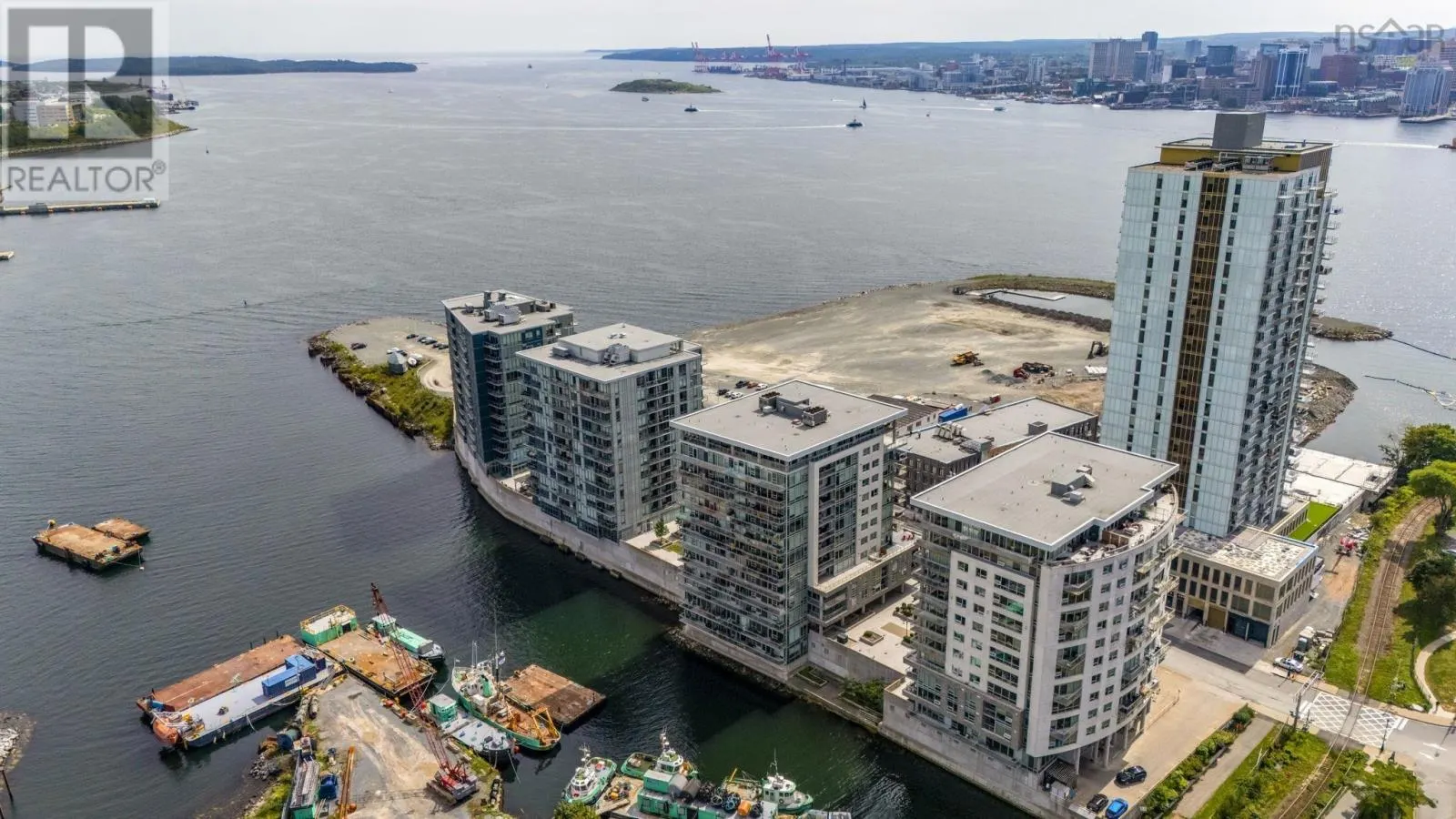 1203 31 Kings Wharf Place
